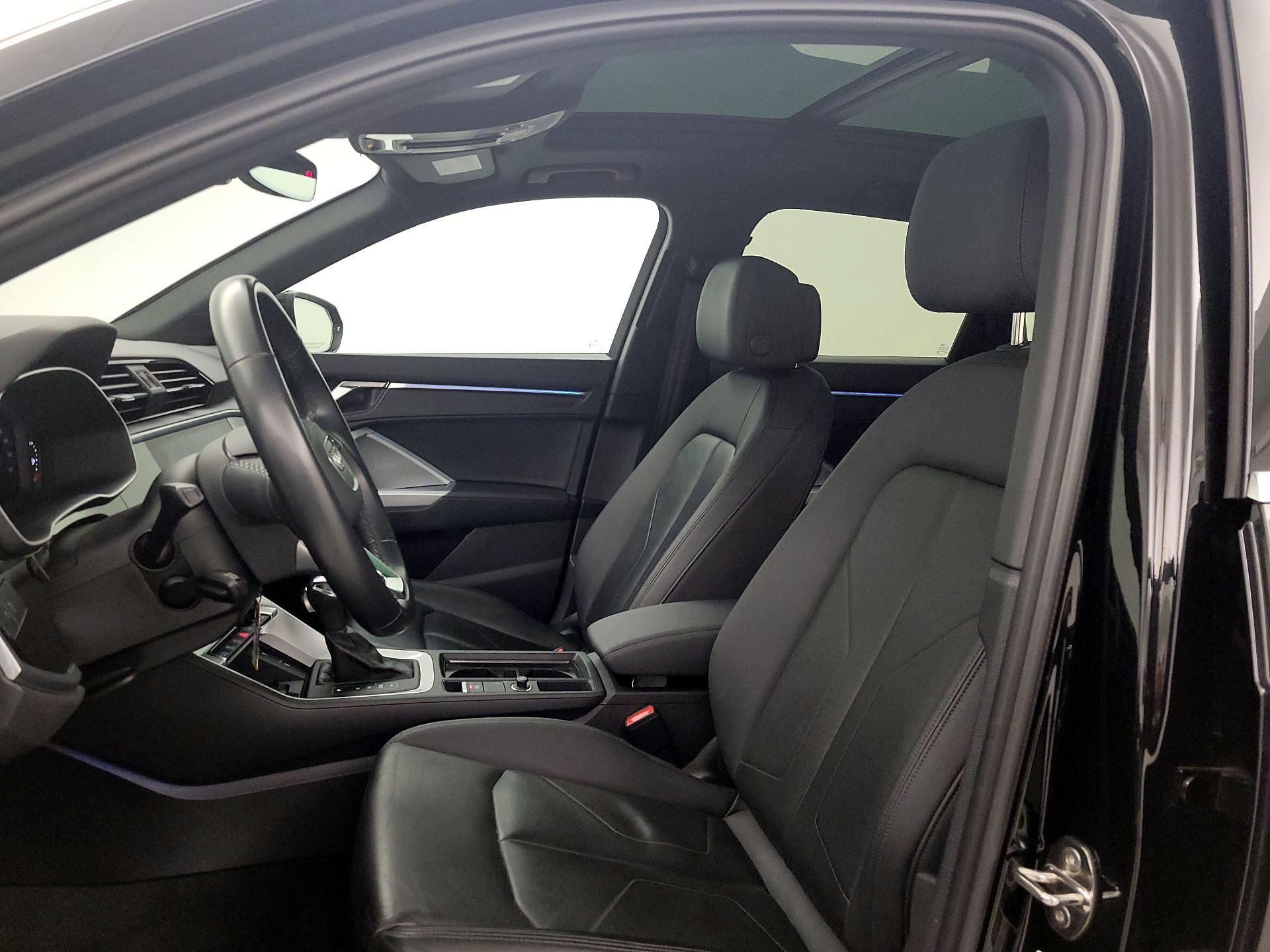 Thumbnail: 2022 Audi Q3 - 19