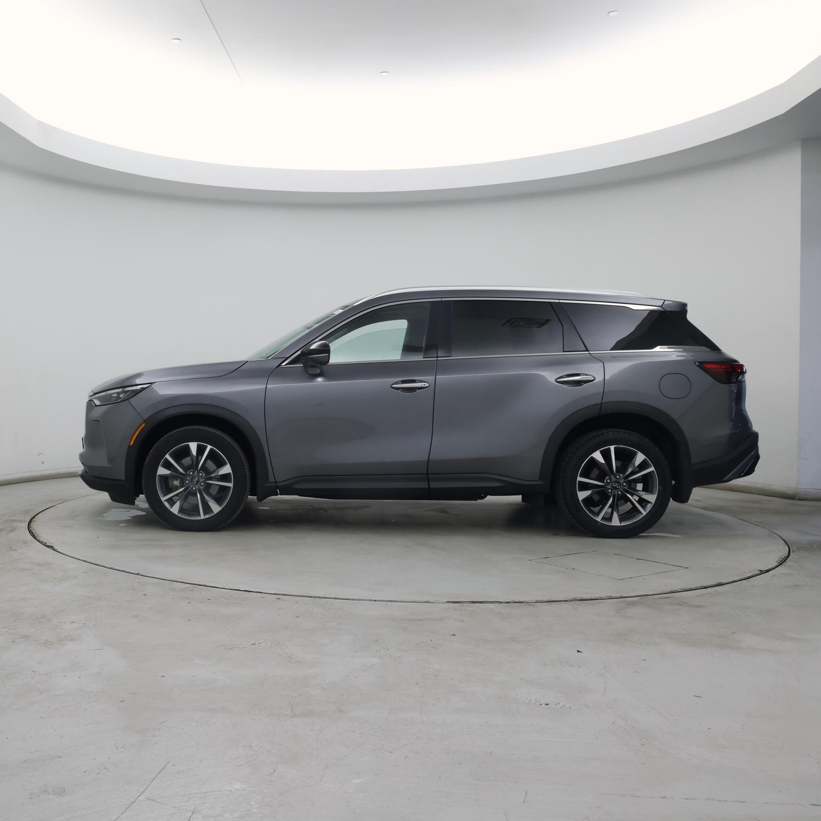 Thumbnail: 2023 INFINITI QX60 - 3