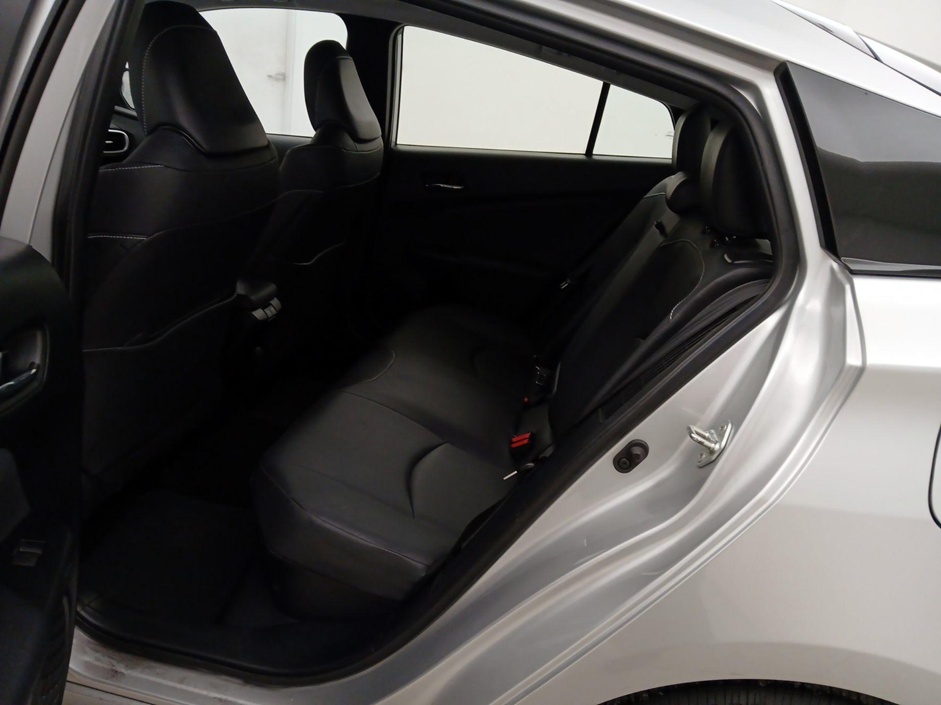 Thumbnail: 2022 Toyota Prius Prime - 20