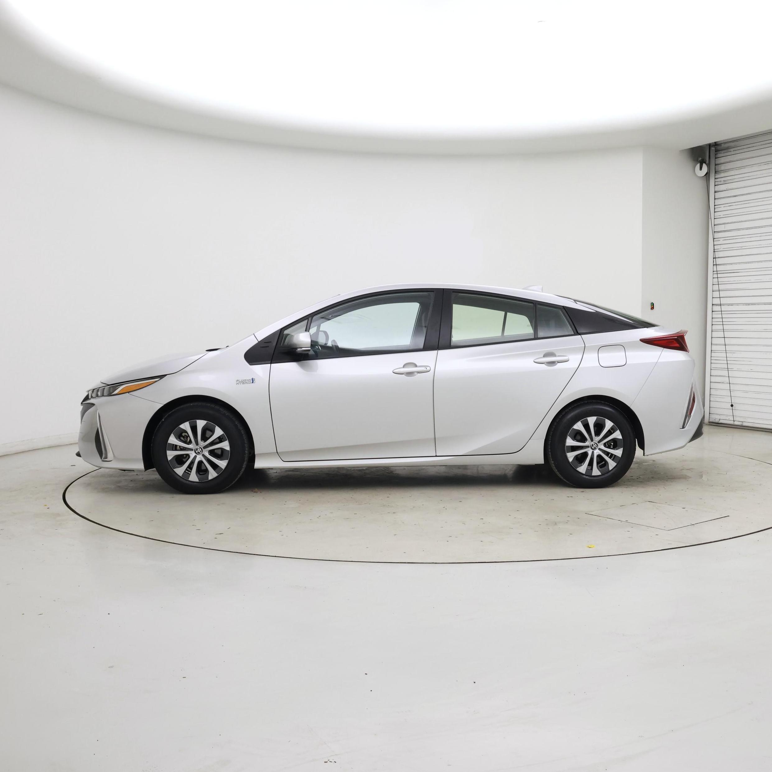 Thumbnail: 2022 Toyota Prius Prime - 3