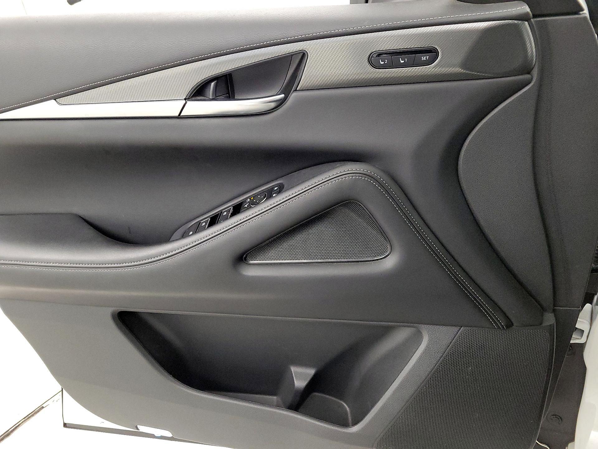 Thumbnail: 2023 INFINITI QX60 - 12