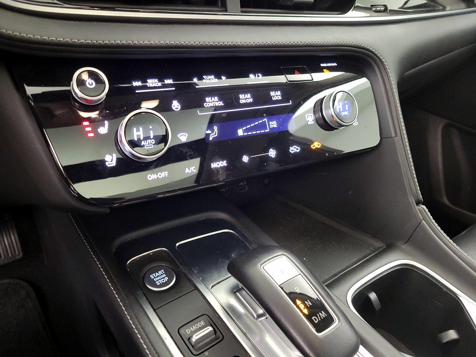 Thumbnail: 2023 INFINITI QX60 - 16