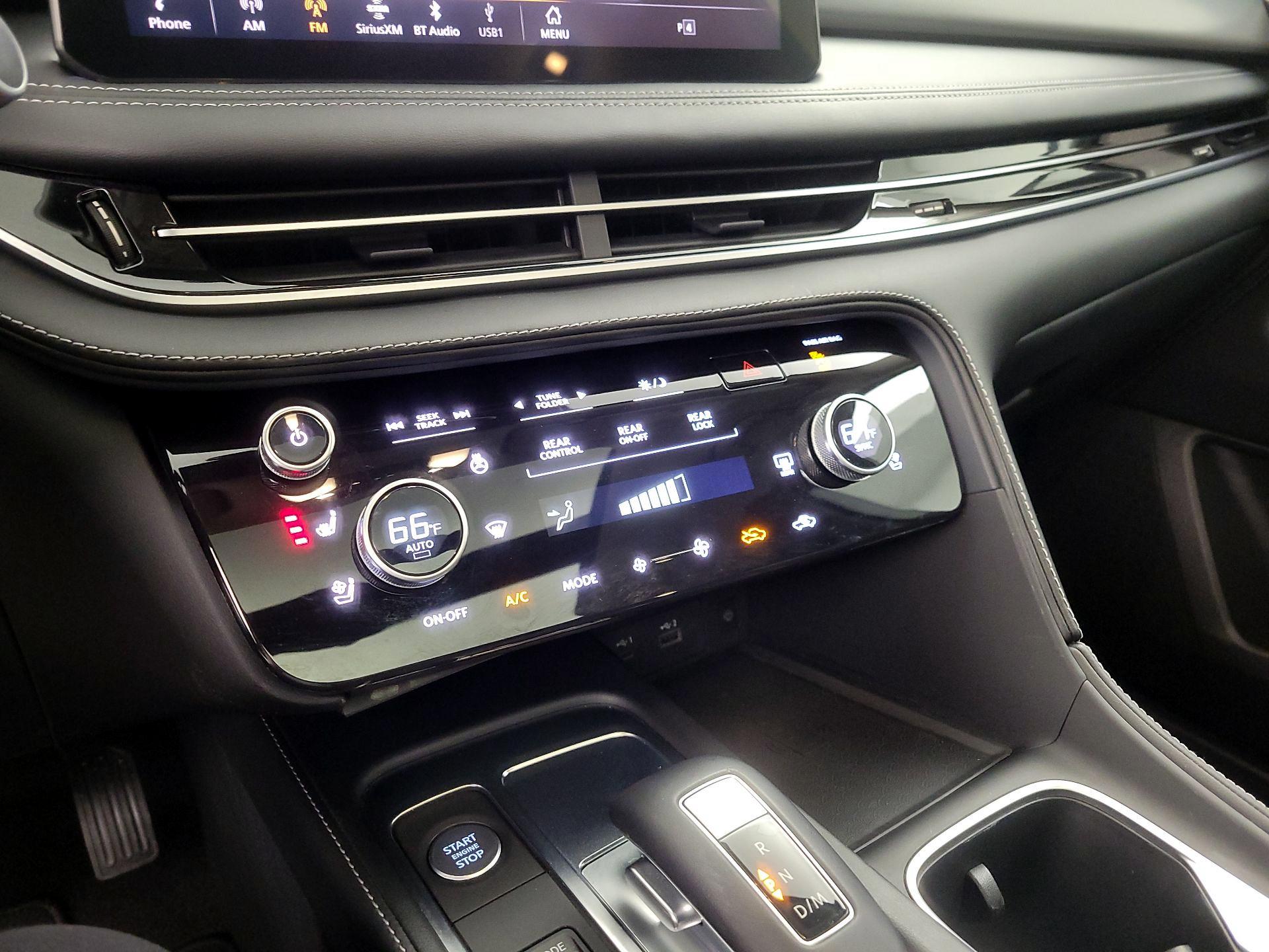 Thumbnail: 2023 INFINITI QX60 - 17