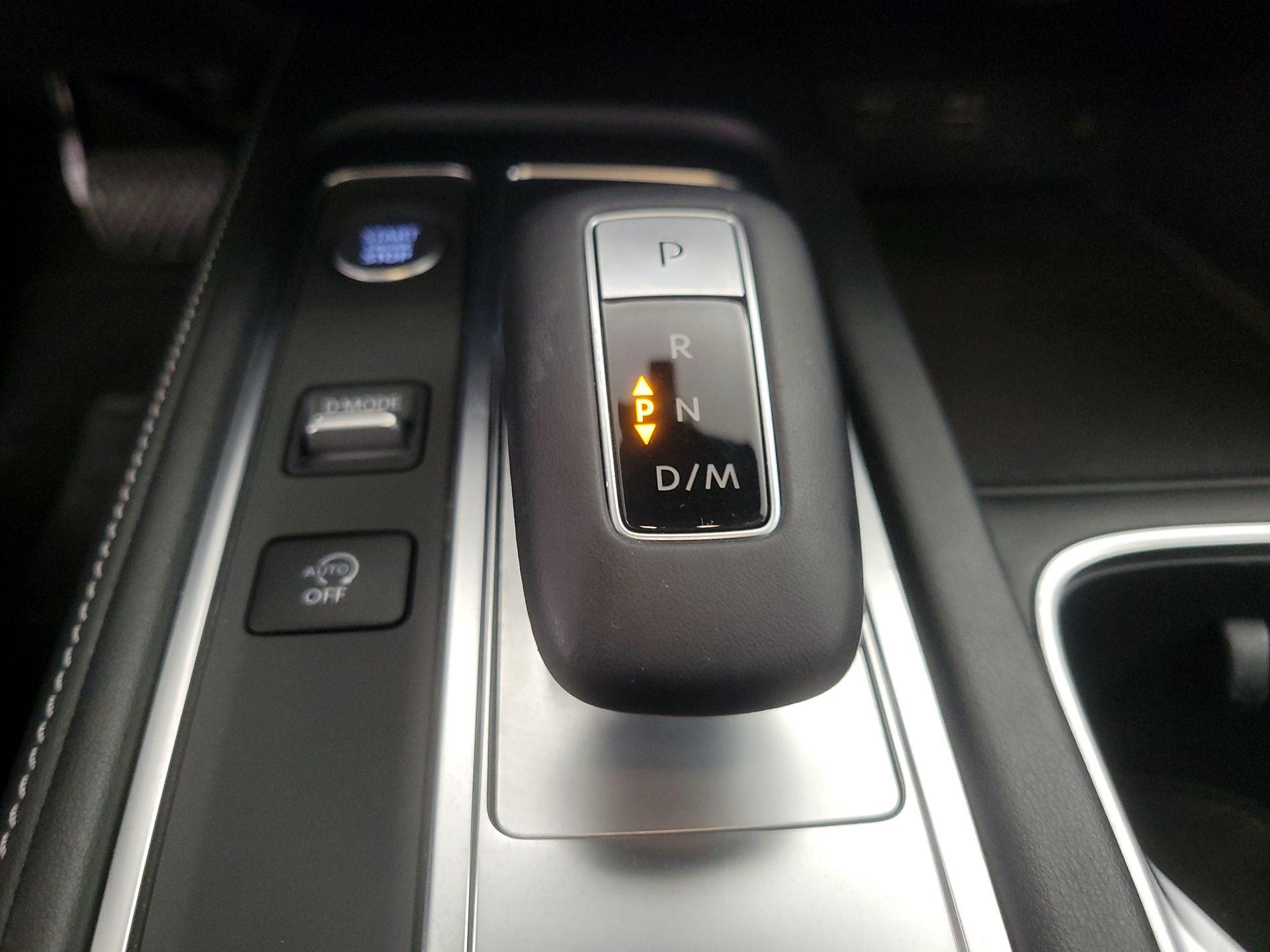 Thumbnail: 2023 INFINITI QX60 - 18