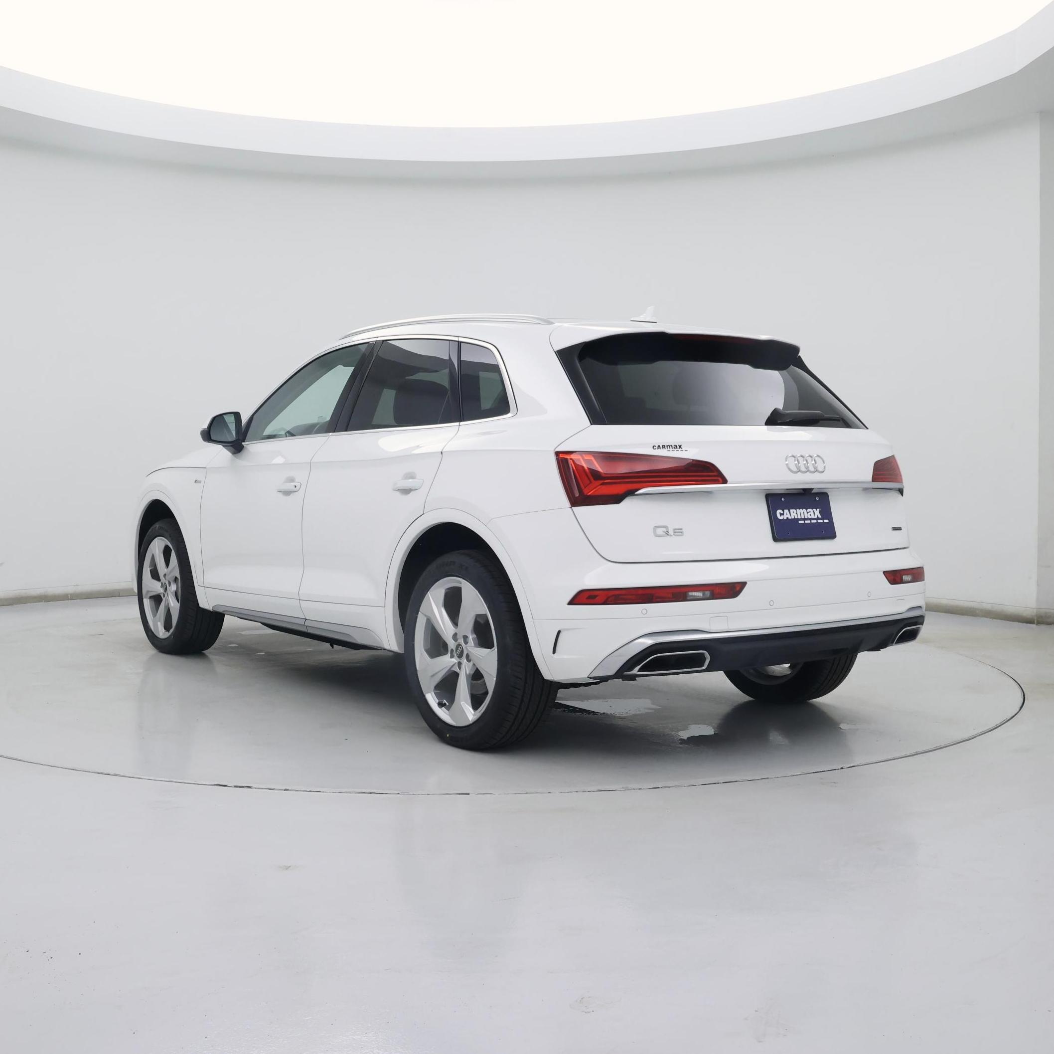 Thumbnail: 2023 Audi Q5 - 2
