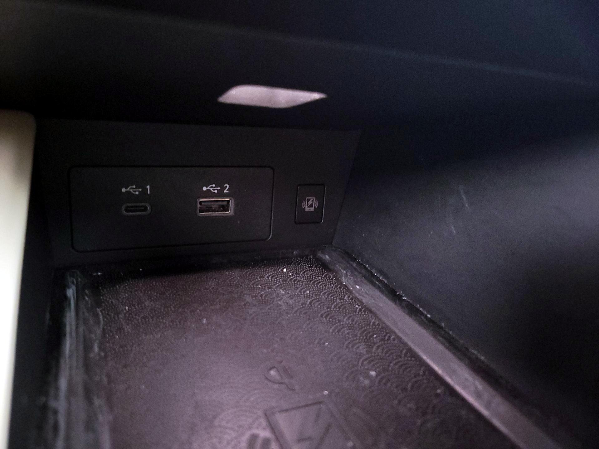 Thumbnail: 2023 INFINITI QX60 - 18