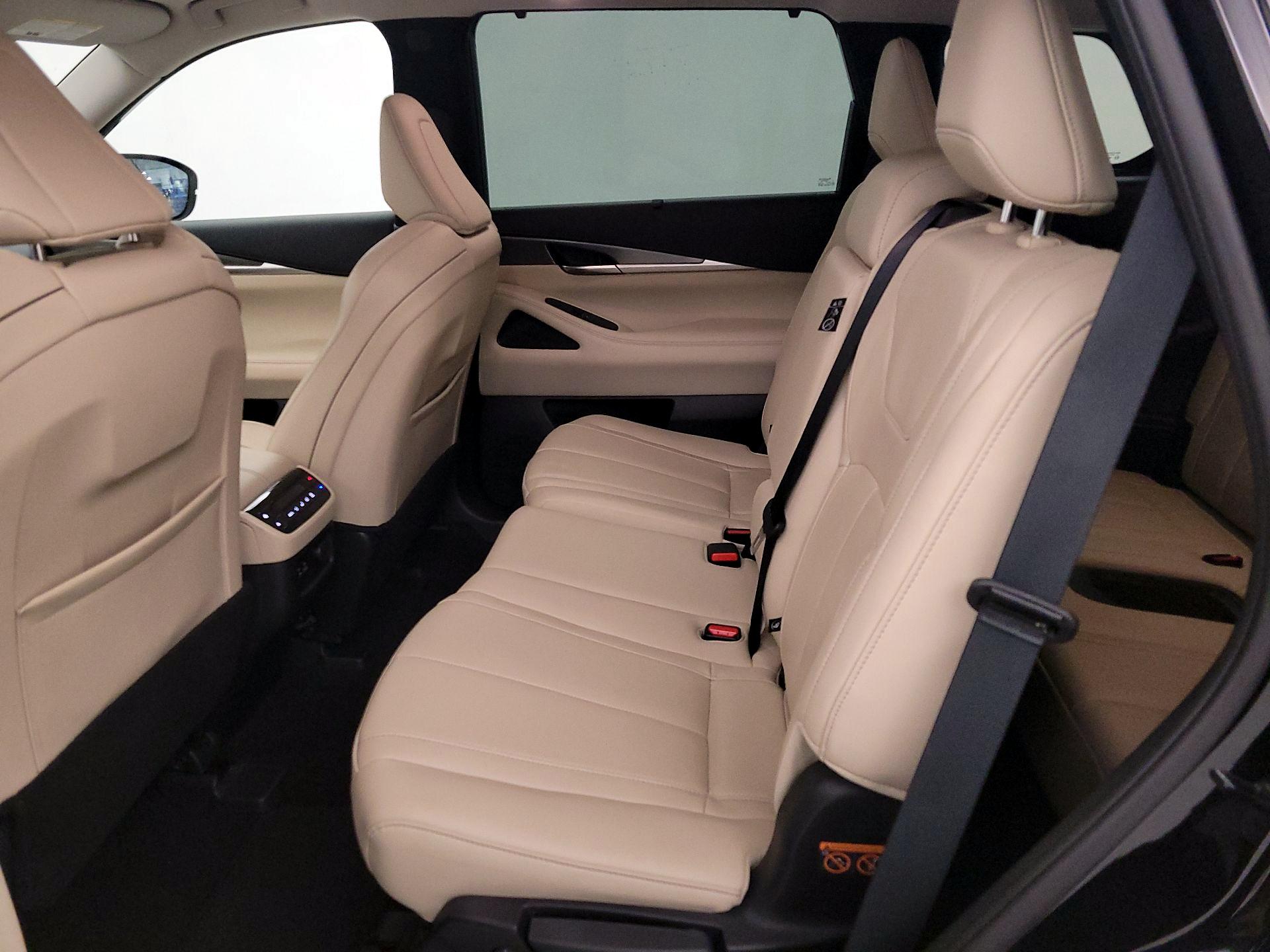 Thumbnail: 2023 INFINITI QX60 - 19