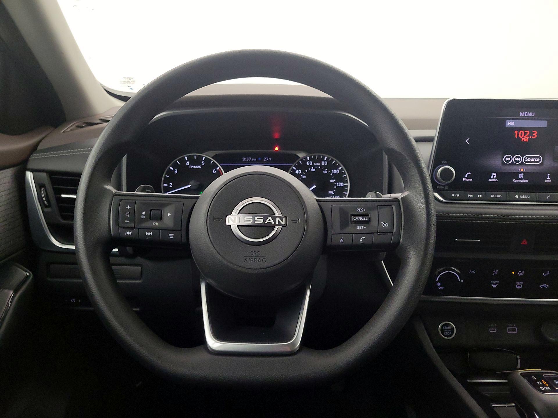 Thumbnail: 2023 Nissan Rogue - 10