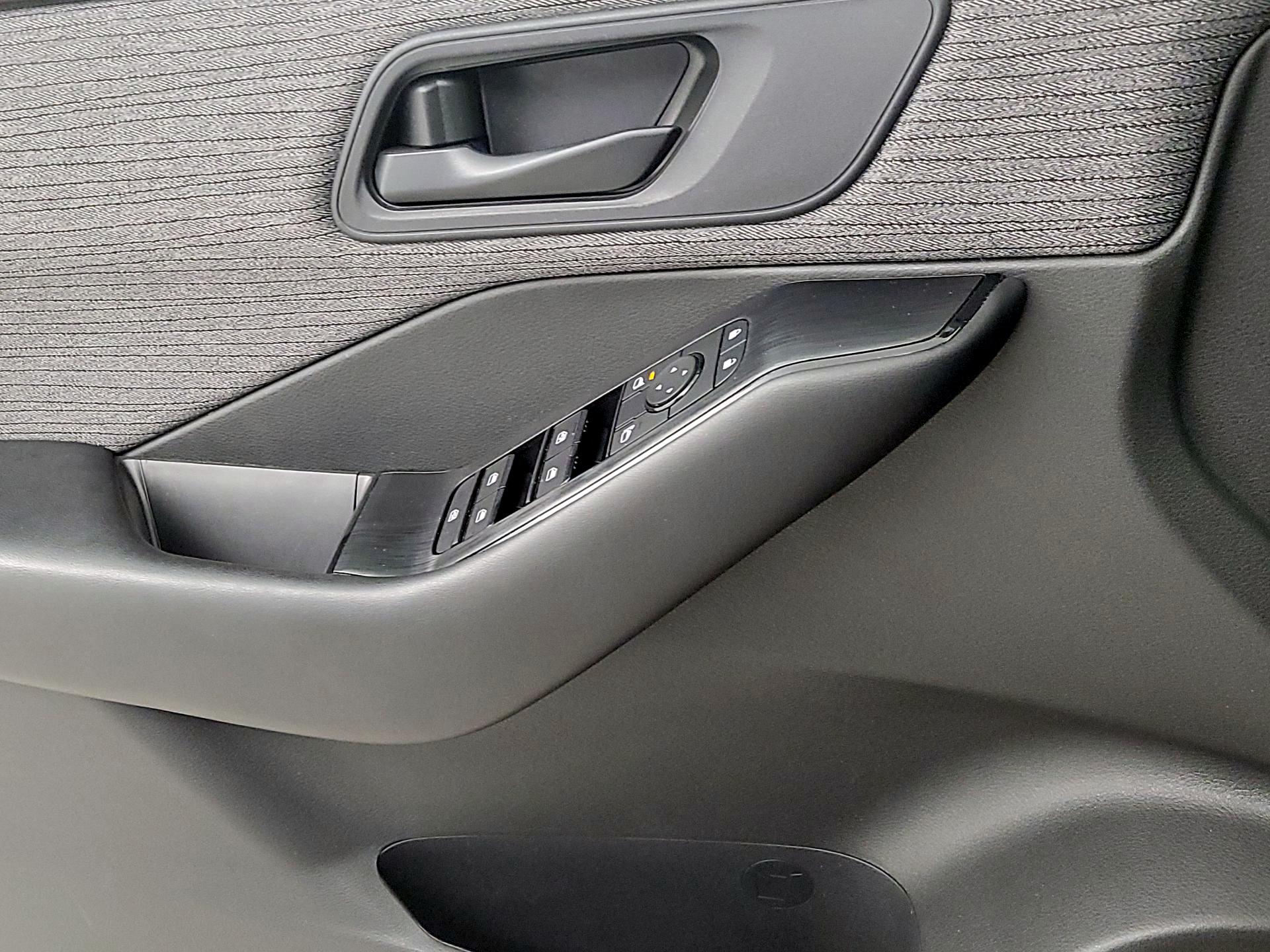 Thumbnail: 2023 Nissan Rogue - 12