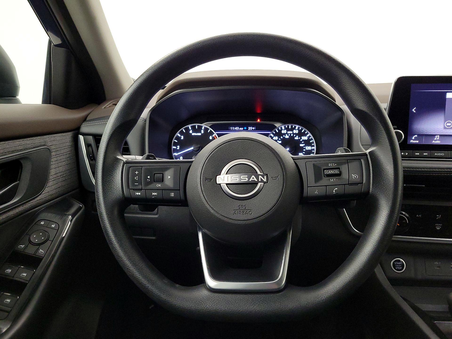 Thumbnail: 2023 Nissan Rogue - 10