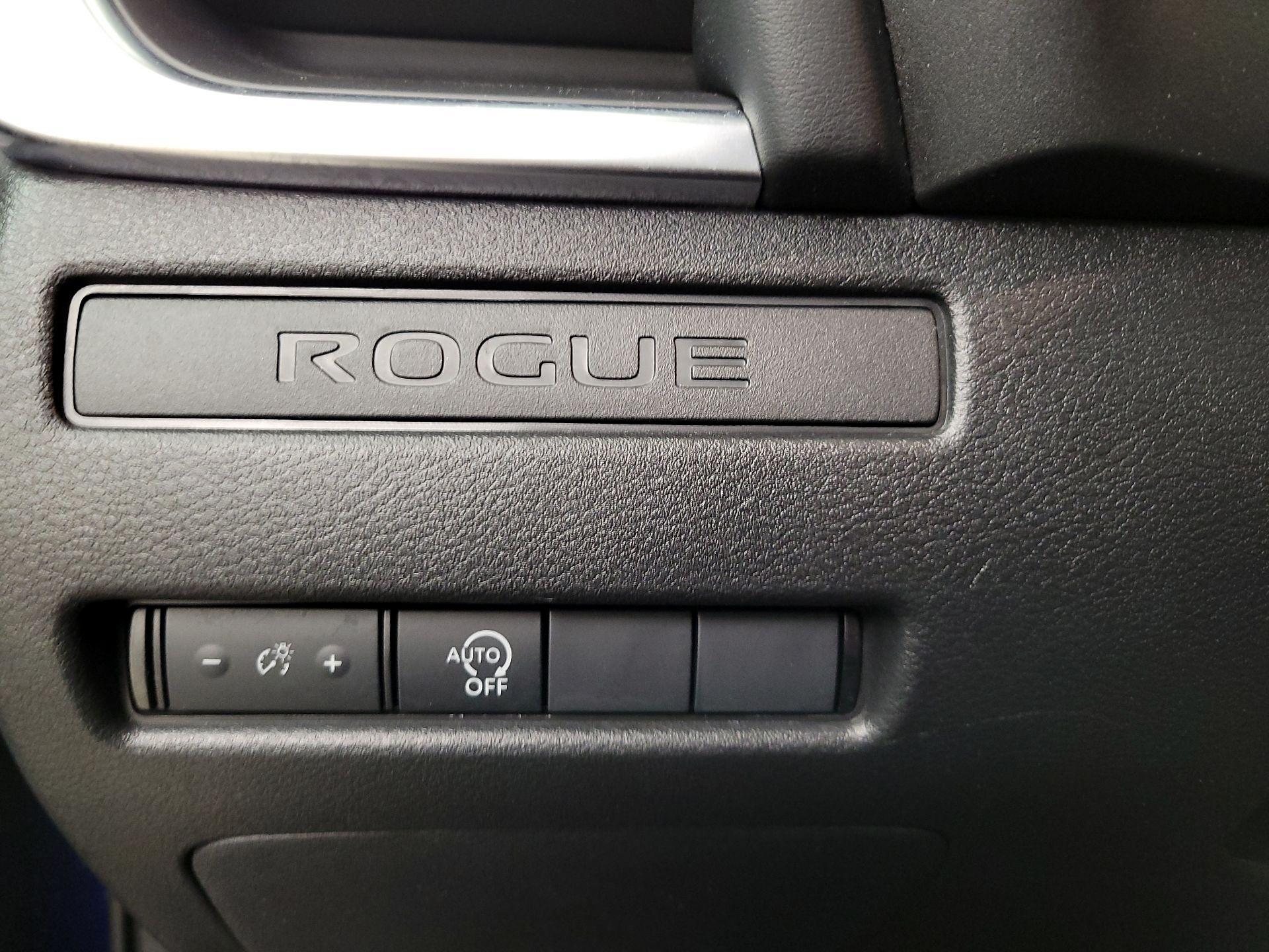 Thumbnail: 2023 Nissan Rogue - 13