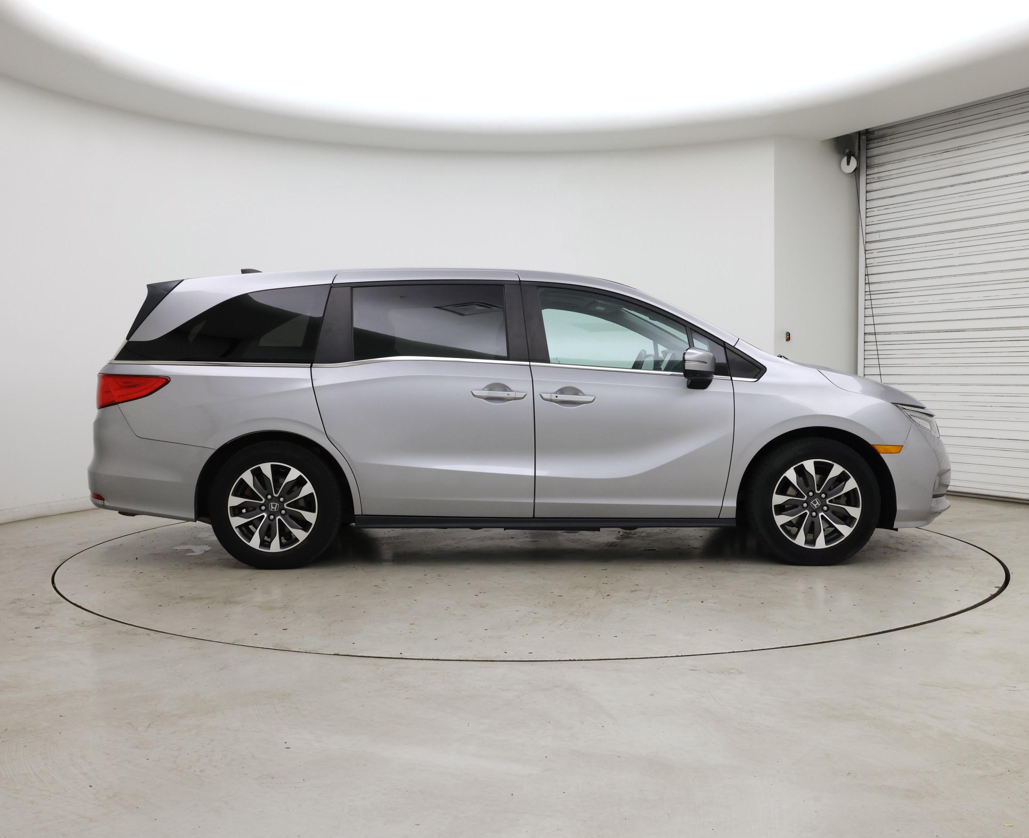 Thumbnail: 2022 Honda Odyssey - 7