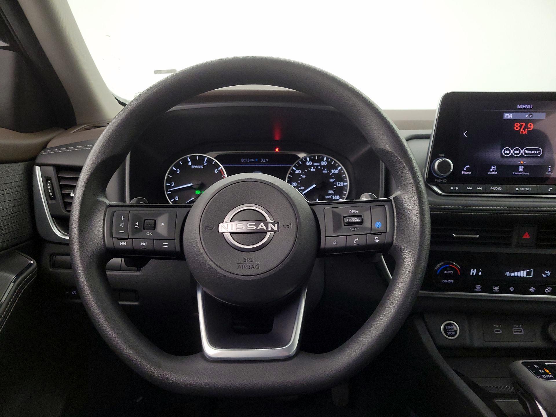 Thumbnail: 2023 Nissan Rogue - 10