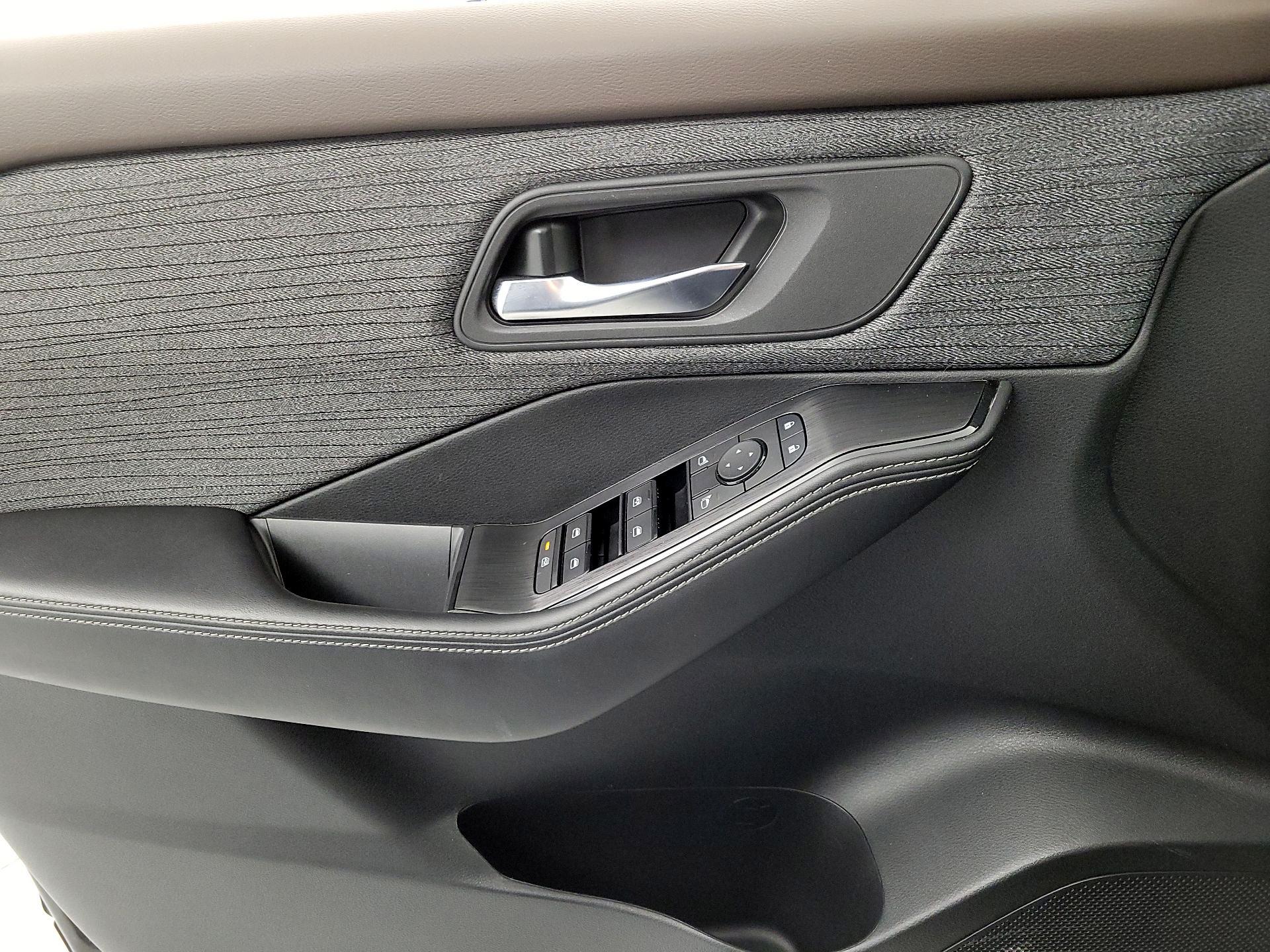 Thumbnail: 2023 Nissan Rogue - 13