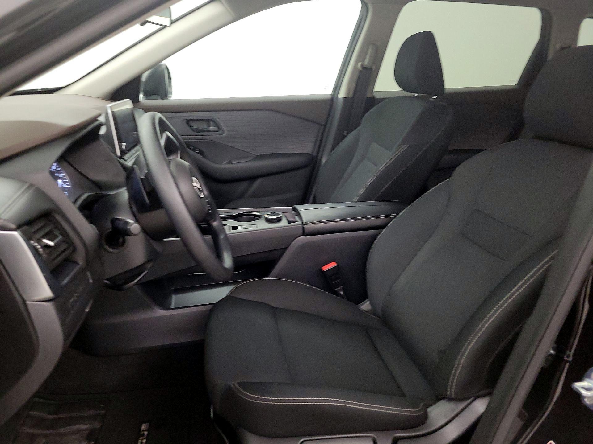 Thumbnail: 2023 Nissan Rogue - 11