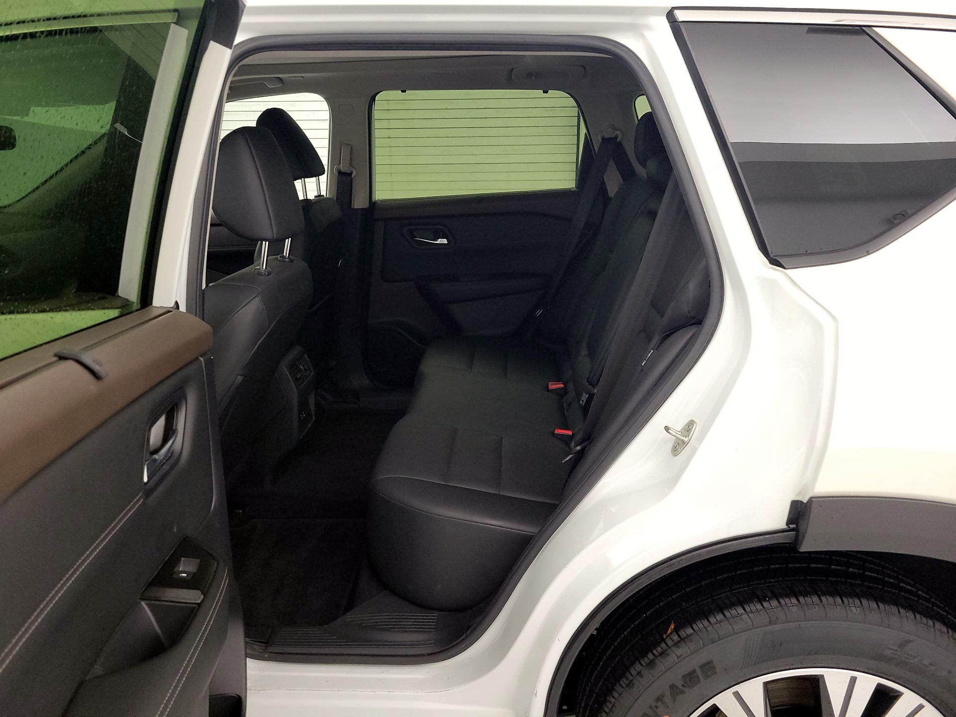 Thumbnail: 2023 Nissan Rogue - 18