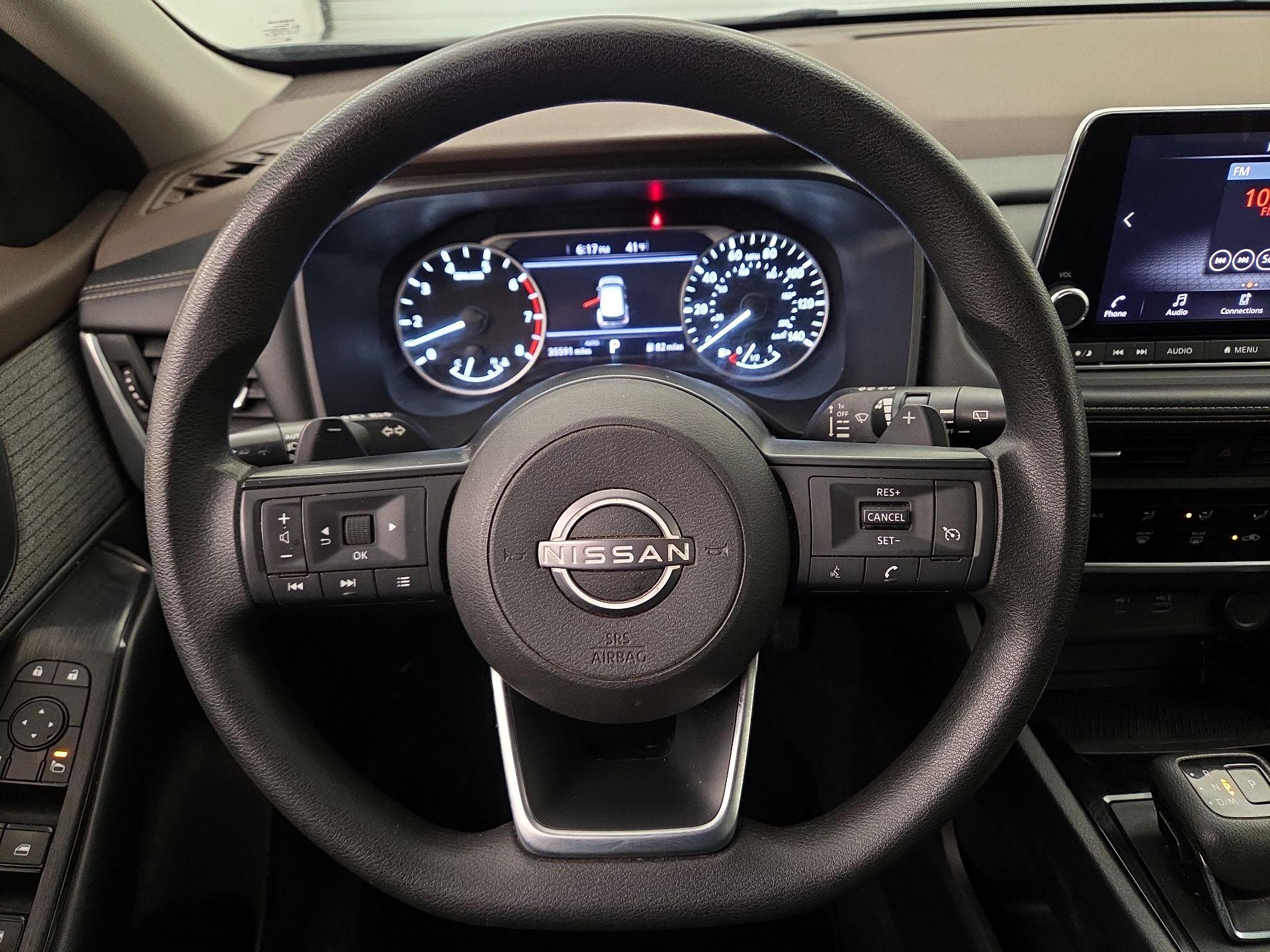 Thumbnail: 2023 Nissan Rogue - 10