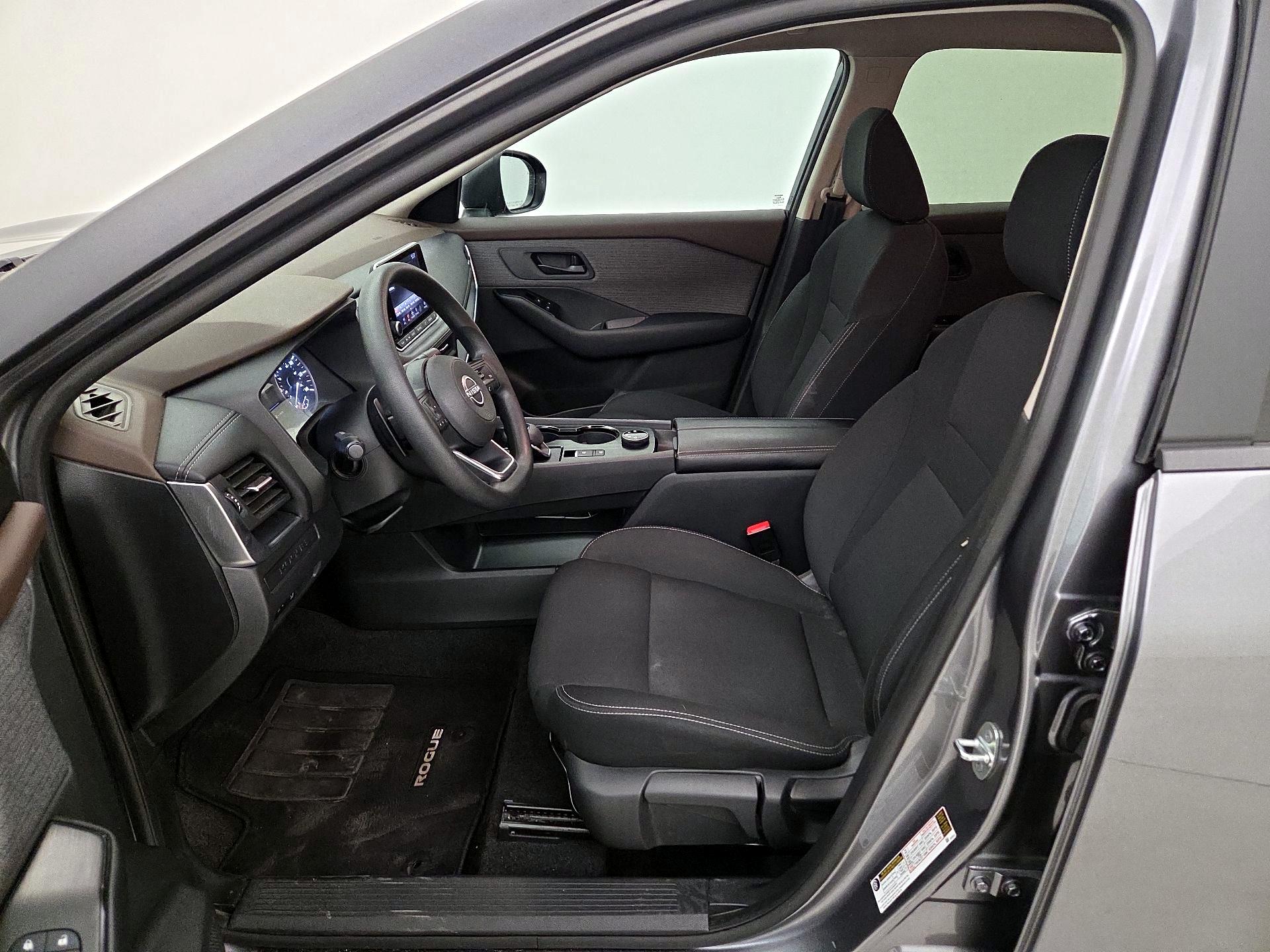 Thumbnail: 2023 Nissan Rogue - 11