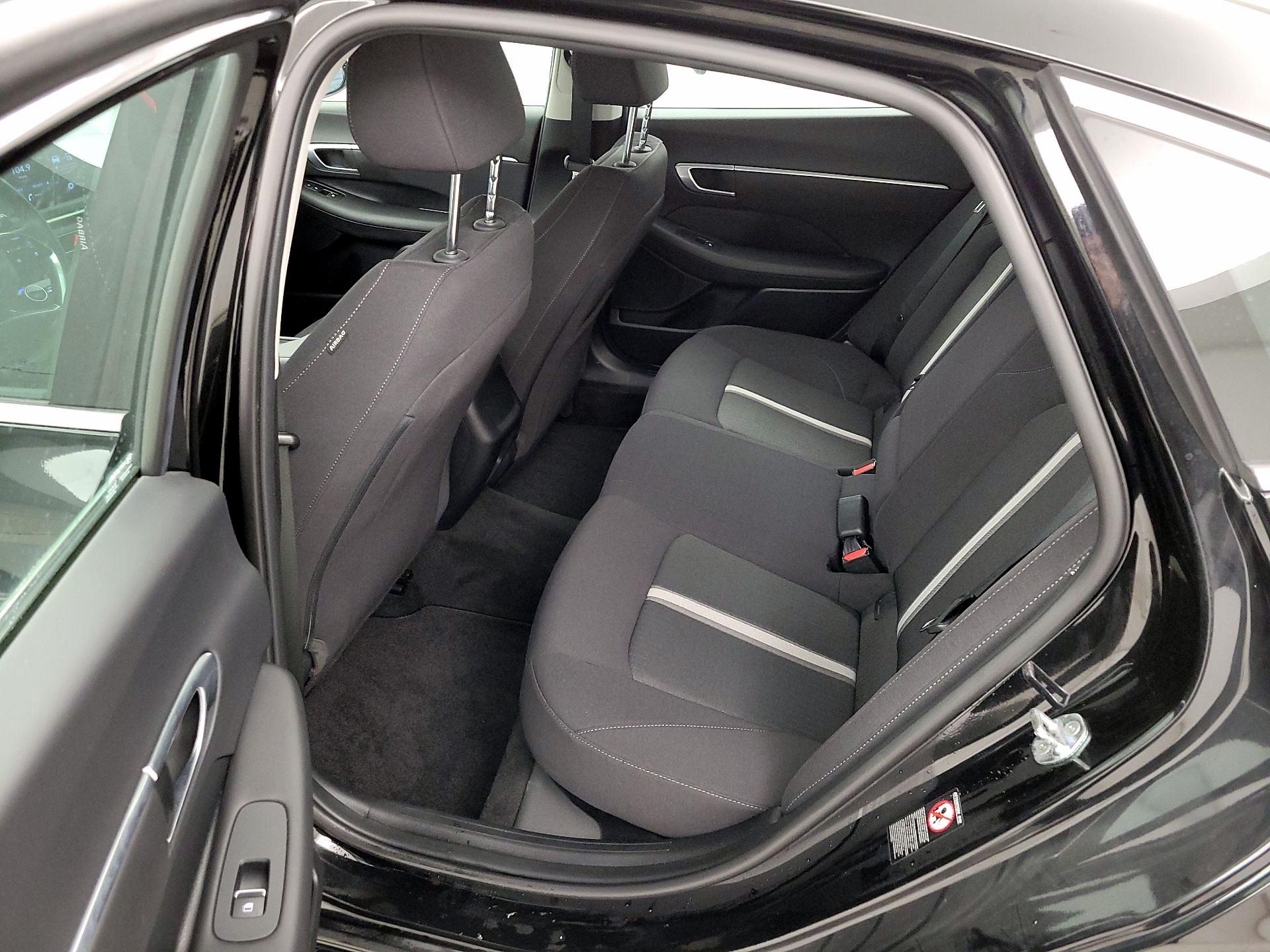 Thumbnail: 2022 Hyundai Sonata - 19