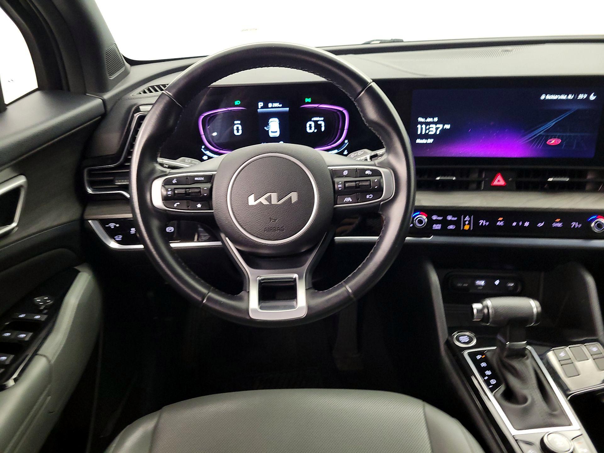 Thumbnail: 2023 Kia Sportage - 10