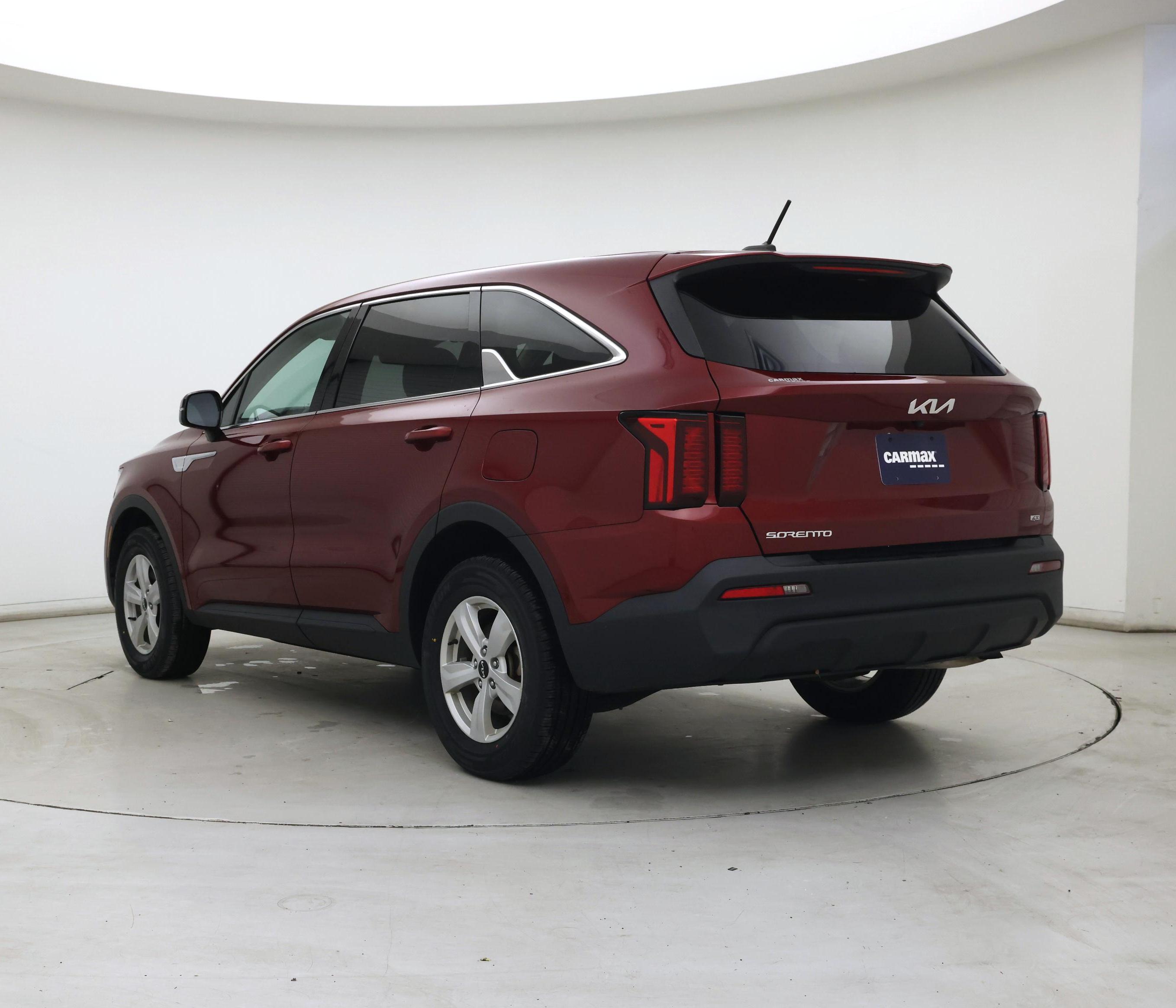 Thumbnail: 2023 Kia Sorento - 2