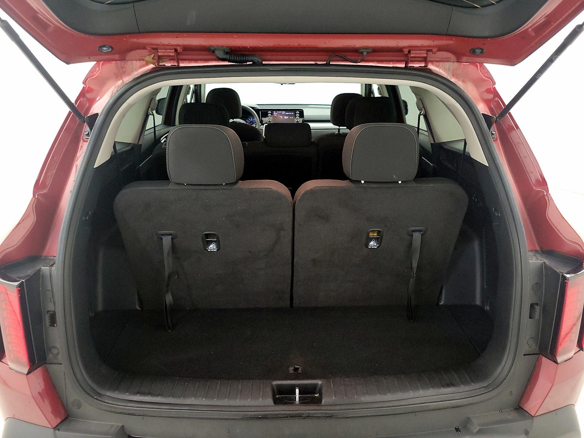 Thumbnail: 2023 Kia Sorento - 20