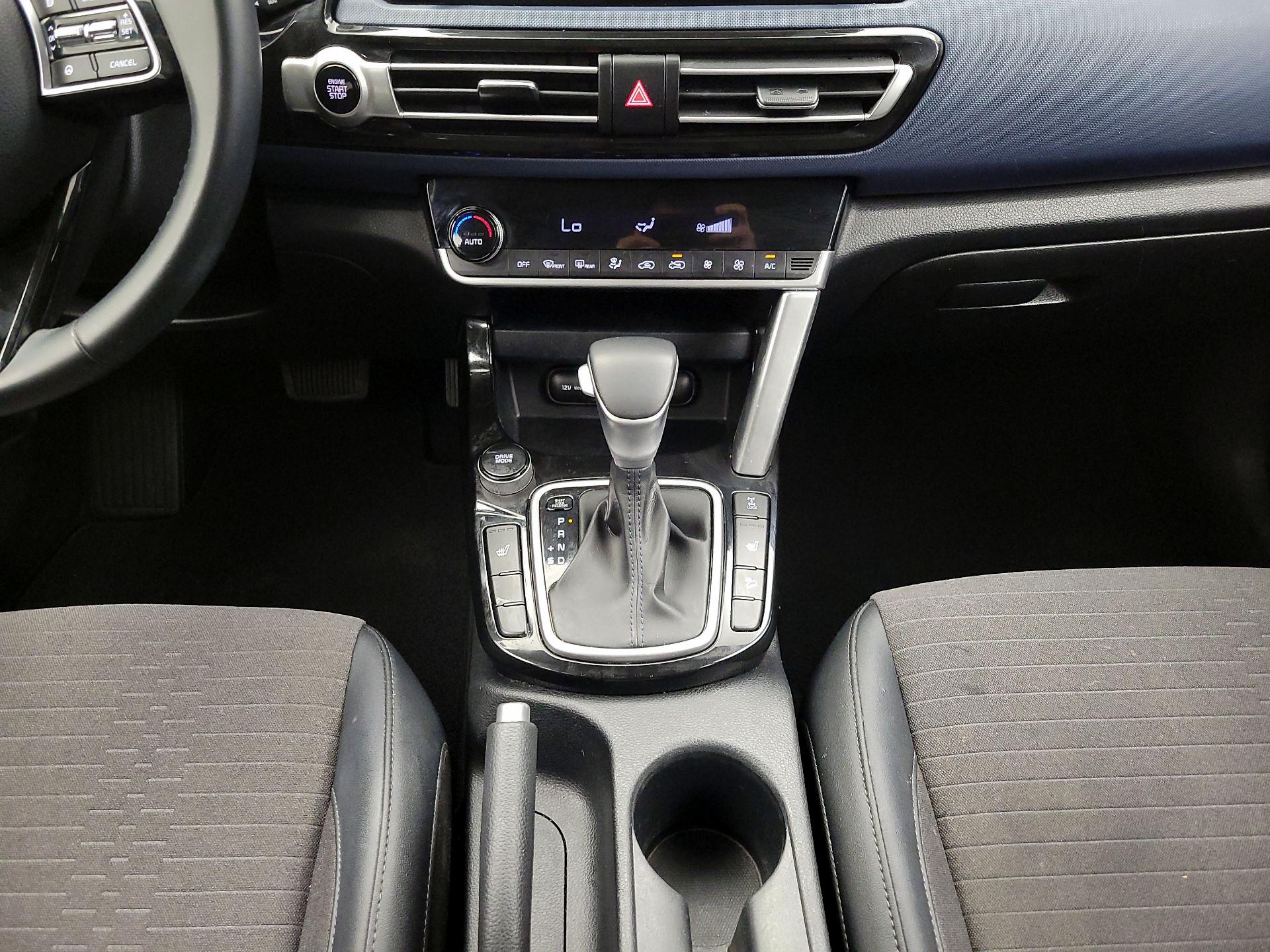 Thumbnail: 2023 Kia Seltos - 17