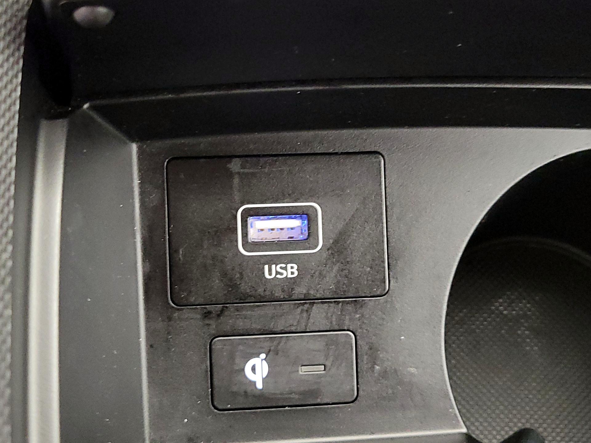 Thumbnail: 2023 Hyundai Santa Fe - 19