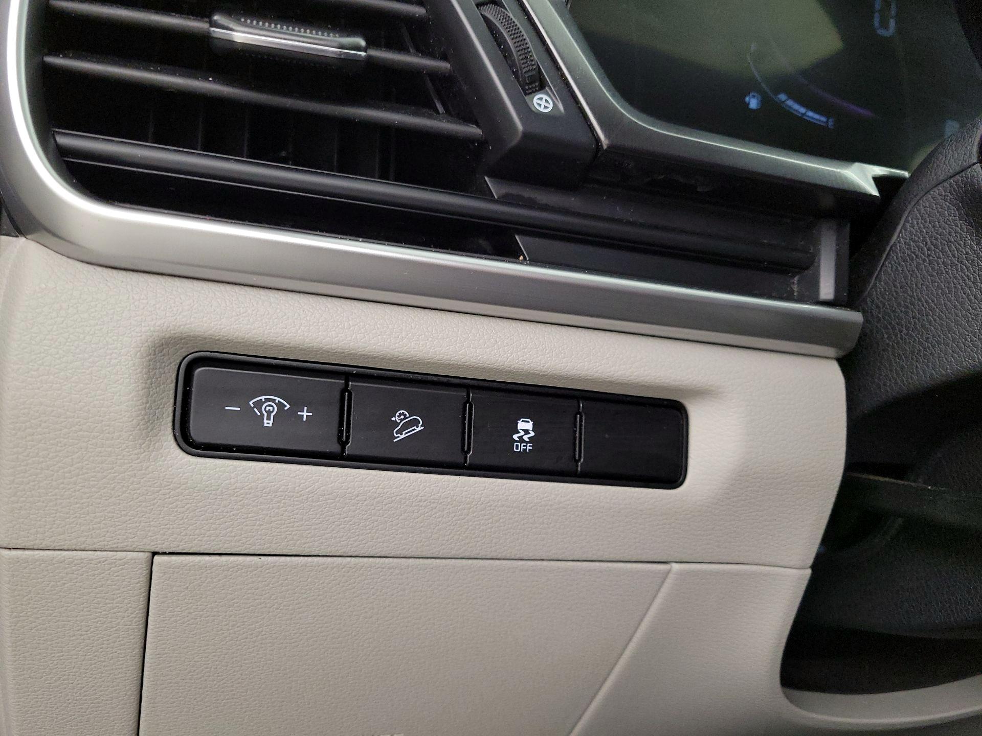 Thumbnail: 2023 Kia Telluride - 13