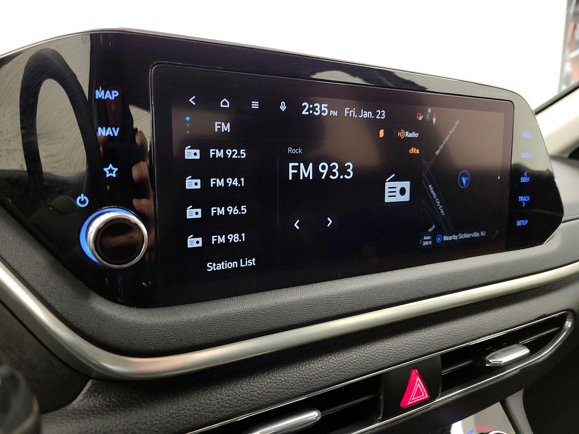 Thumbnail: 2023 Hyundai Sonata - 16