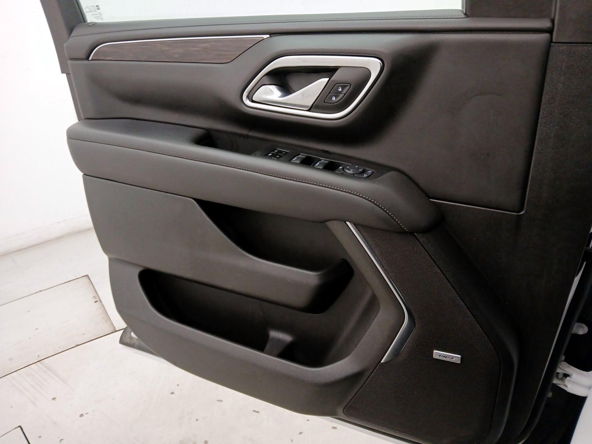 Thumbnail: 2024 Chevrolet Tahoe - 12