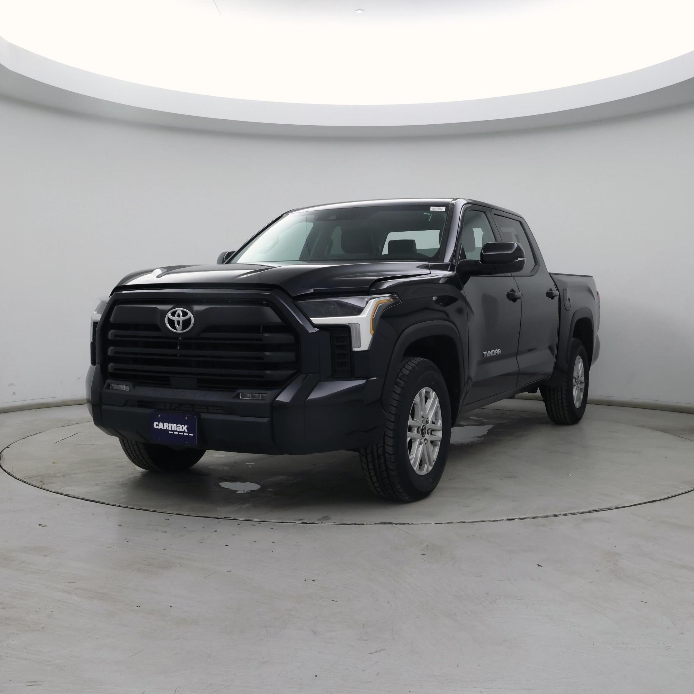 Thumbnail: 2022 Toyota Tundra - 4