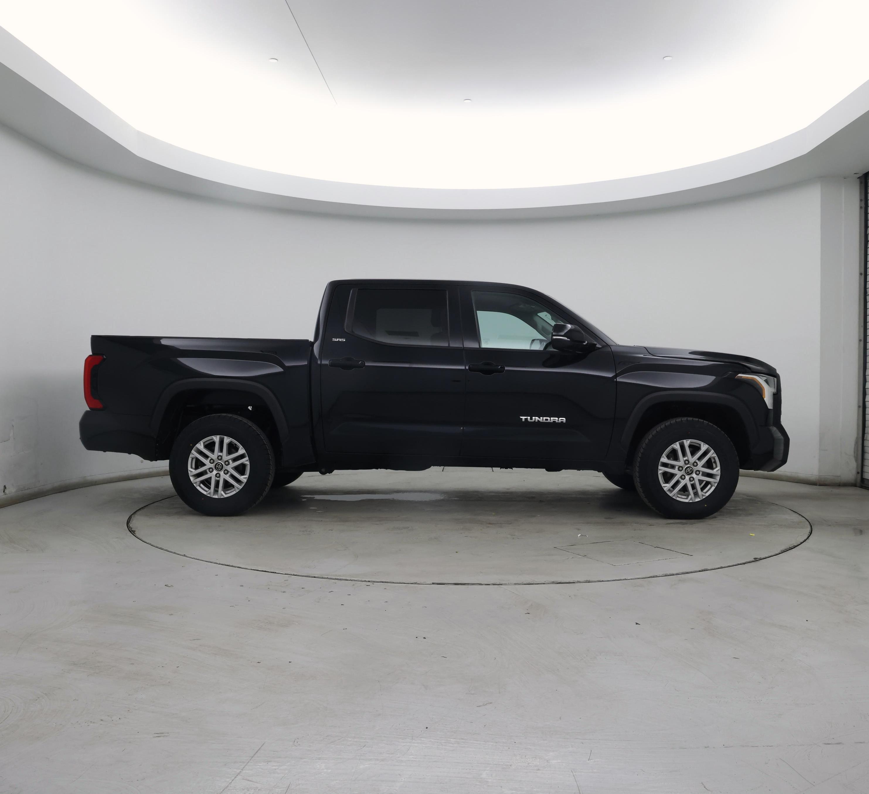 Thumbnail: 2022 Toyota Tundra - 7