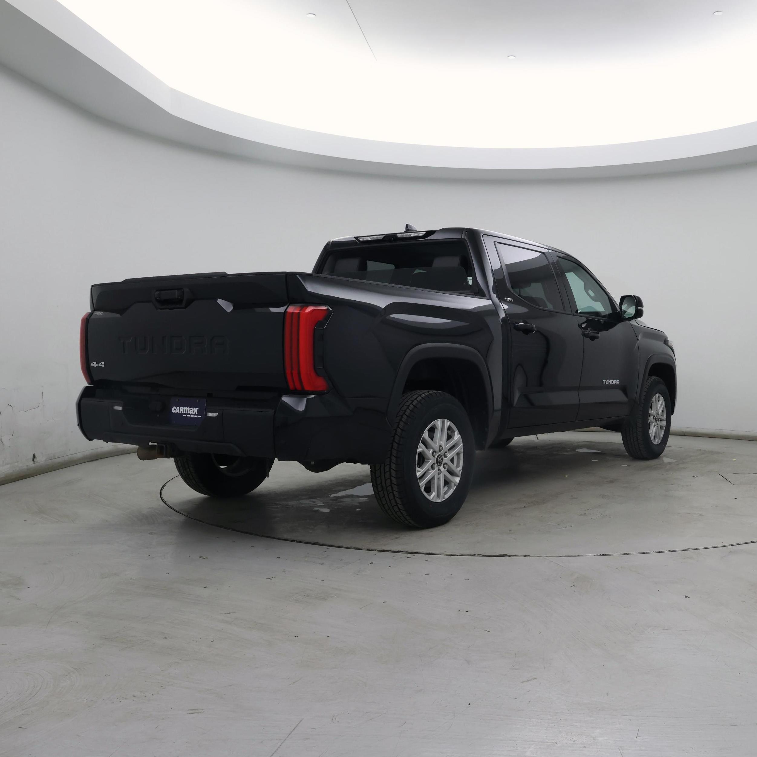 Thumbnail: 2022 Toyota Tundra - 8