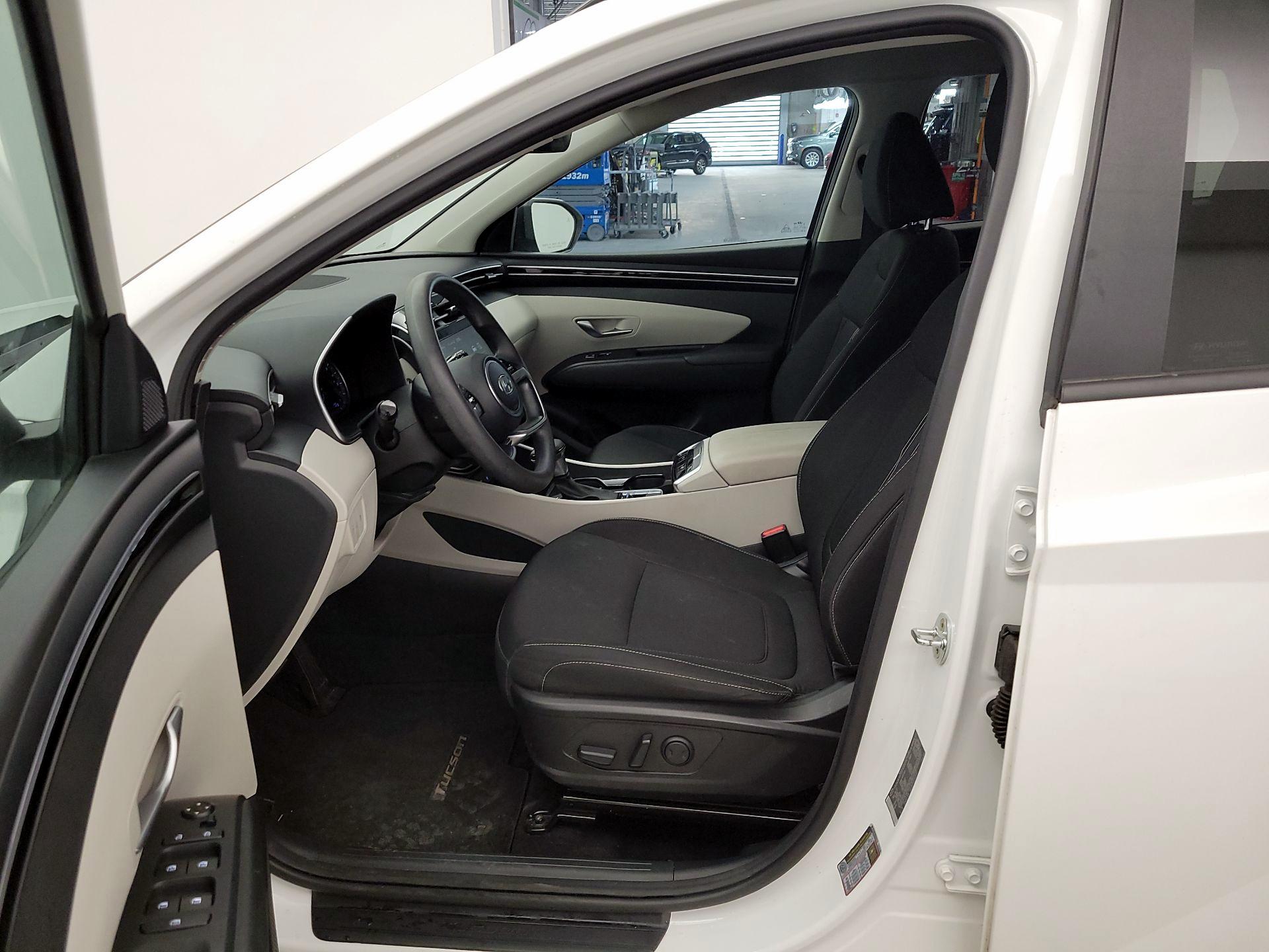 Thumbnail: 2023 Hyundai Tucson - 11