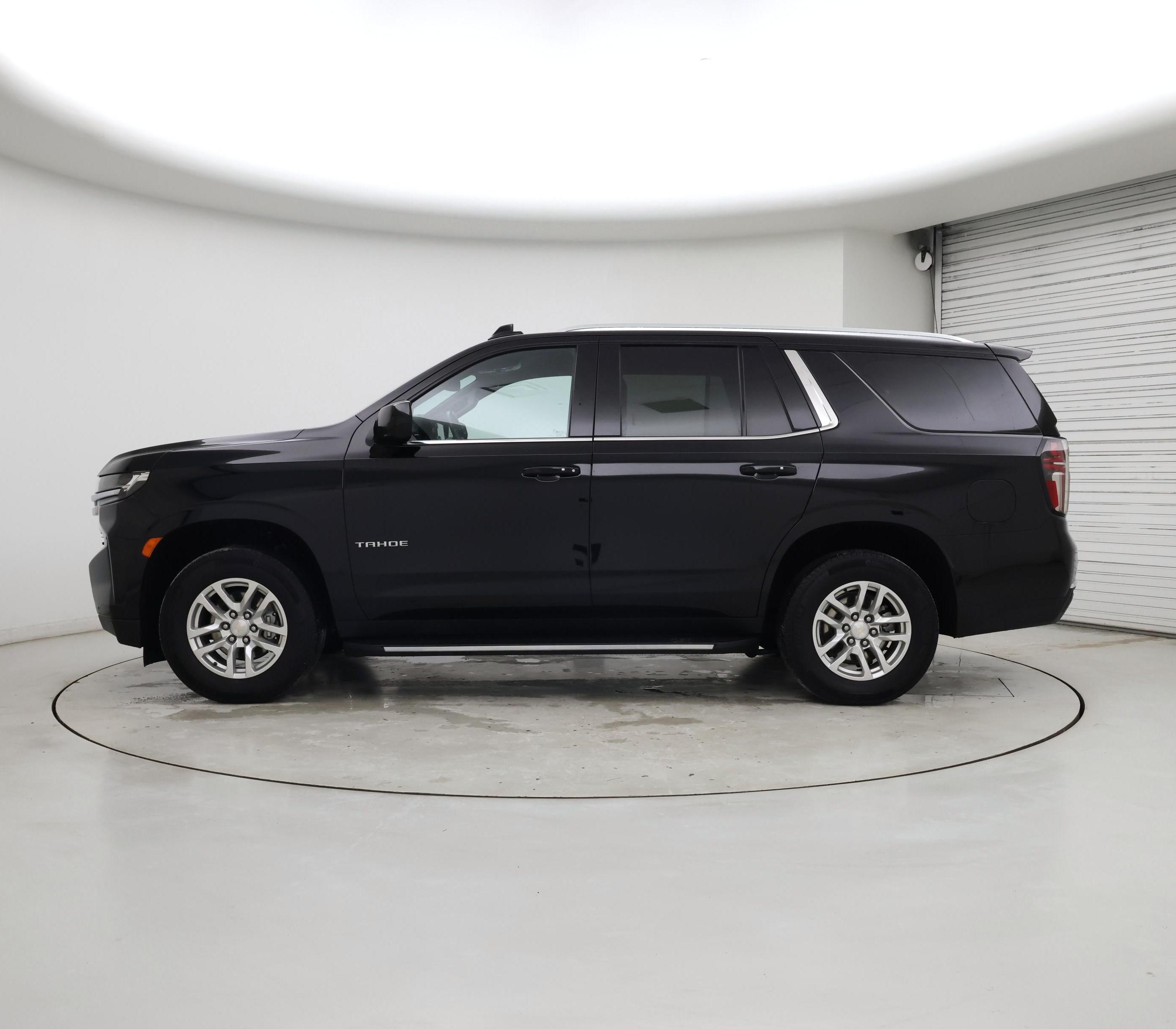 Thumbnail: 2024 Chevrolet Tahoe - 3