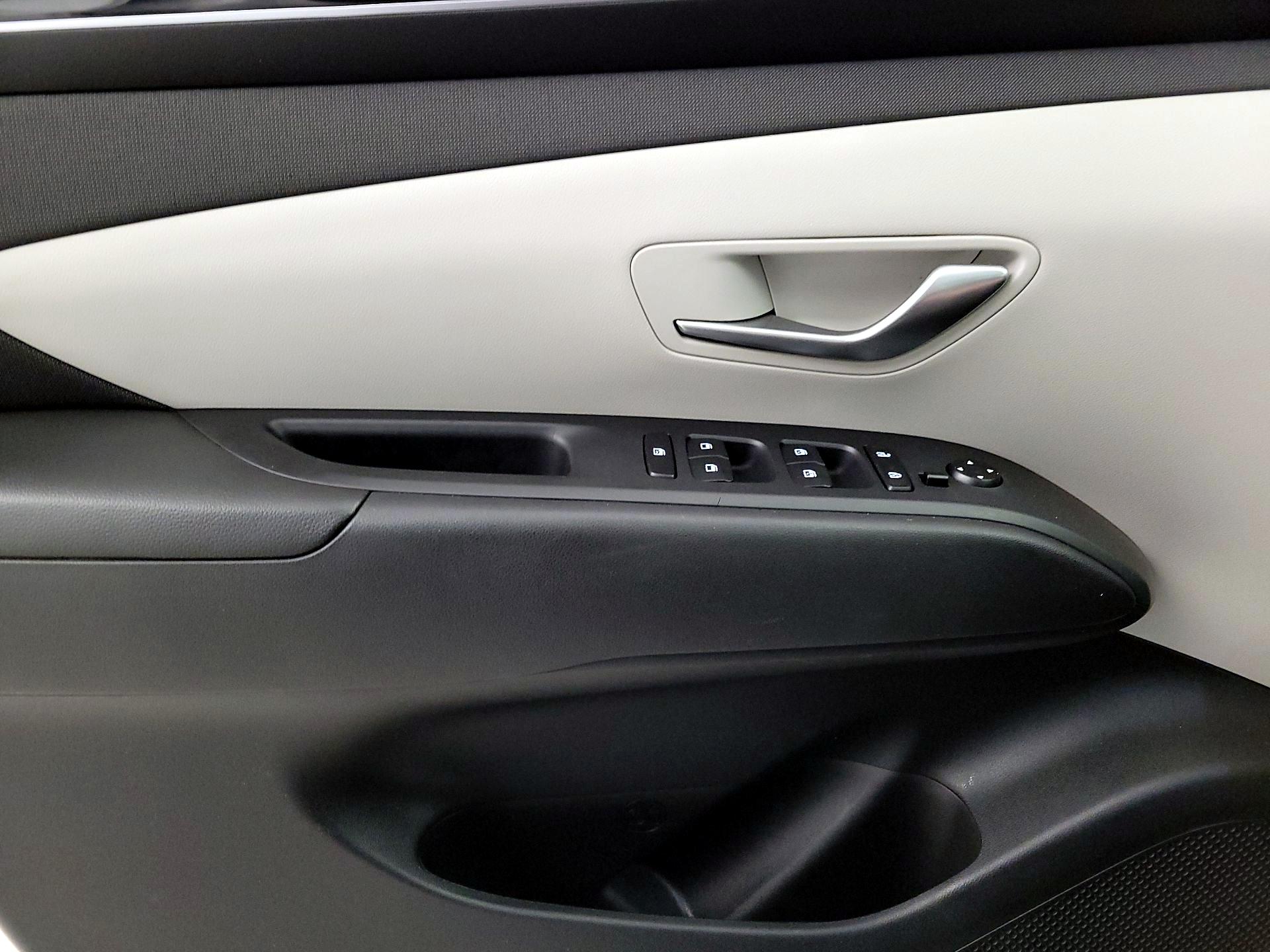 Thumbnail: 2023 Hyundai Tucson - 12