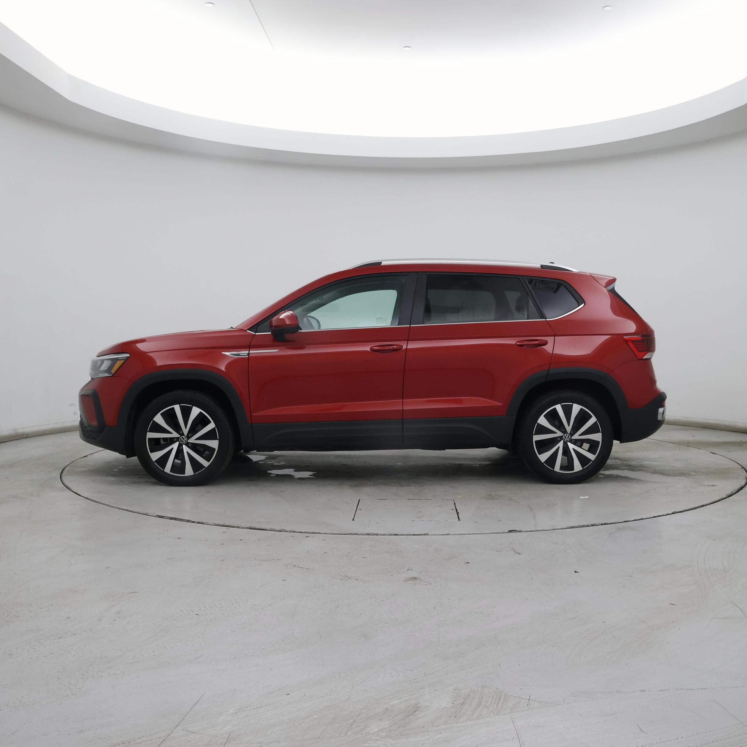 Thumbnail: 2022 Volkswagen Taos - 3