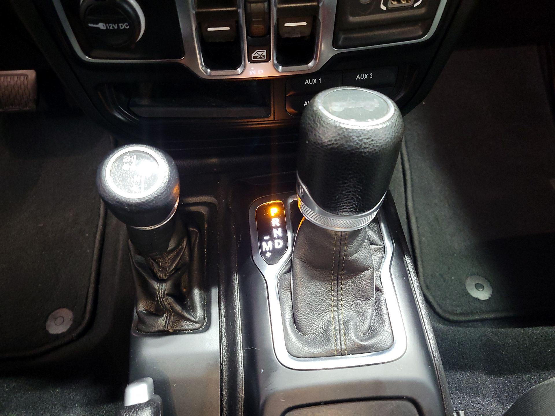 Thumbnail: 2022 Jeep Wrangler - 17