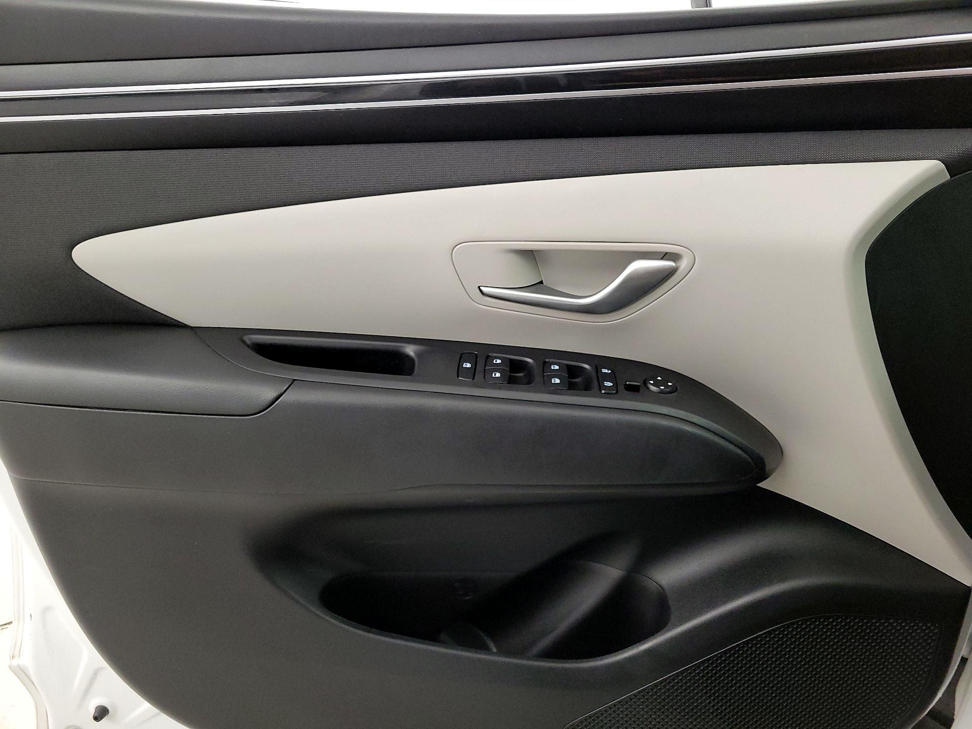 Thumbnail: 2023 Hyundai Tucson - 12