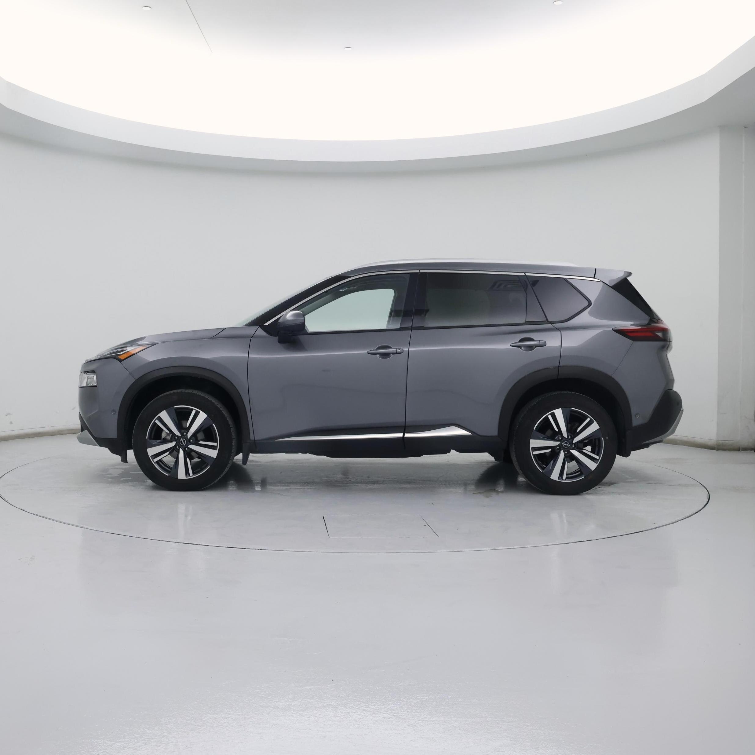 Thumbnail: 2023 Nissan Rogue - 3