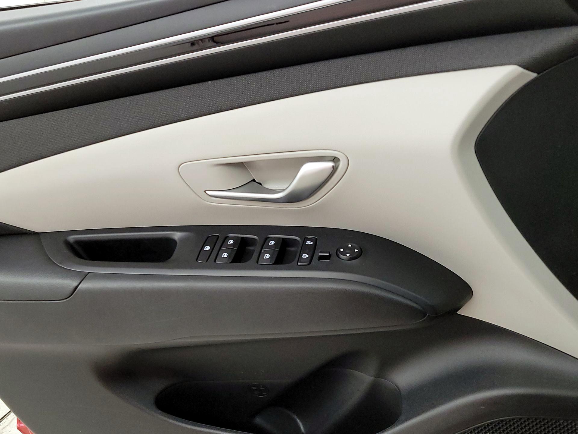 Thumbnail: 2023 Hyundai Tucson - 12