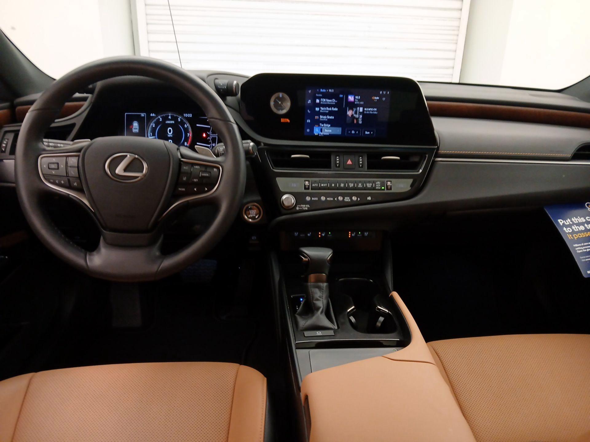 Thumbnail: 2023 Lexus ES - 9