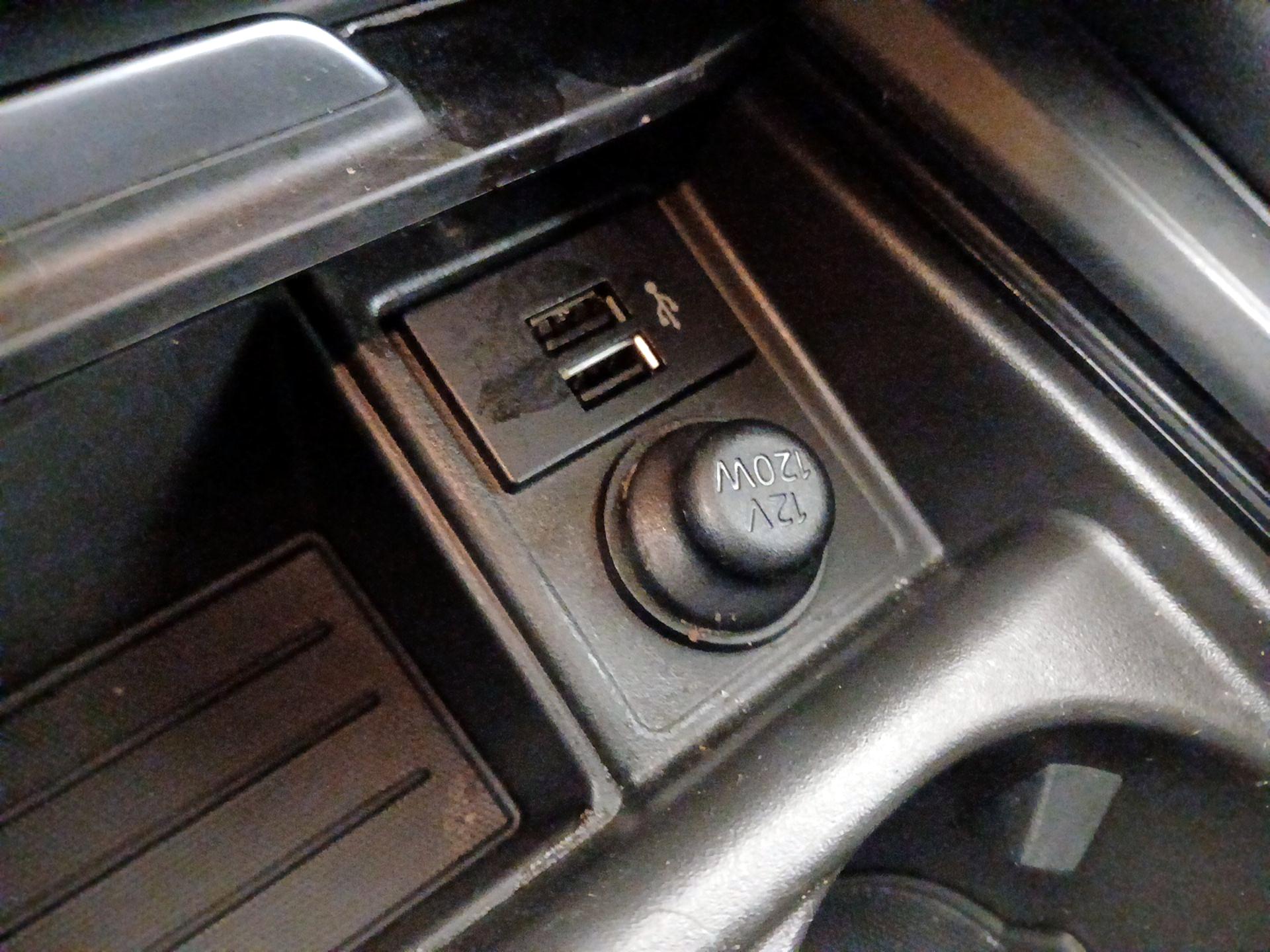 Thumbnail: 2019 INFINITI QX50 - 19