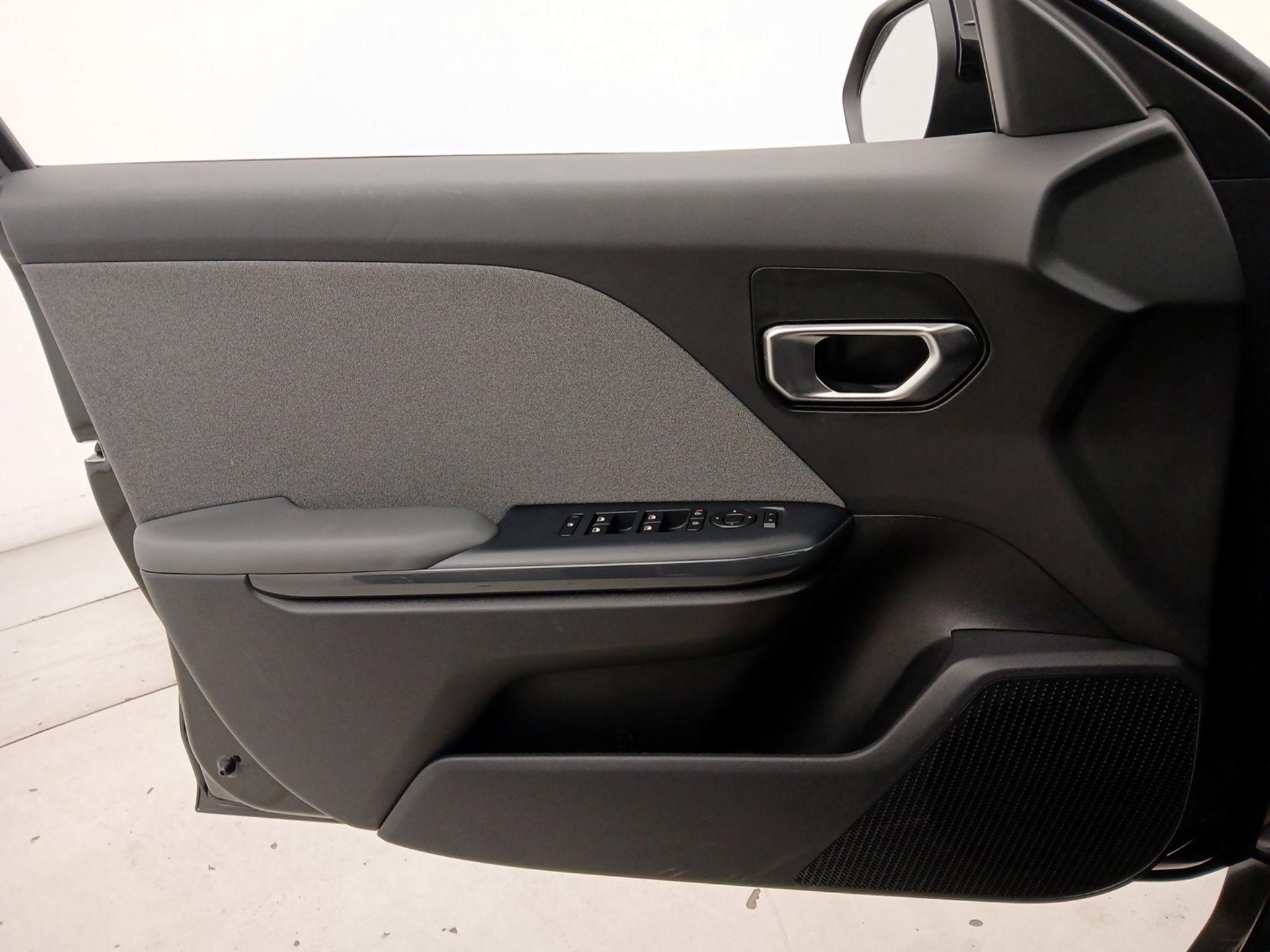 Thumbnail: 2025 Kia K4 - 12