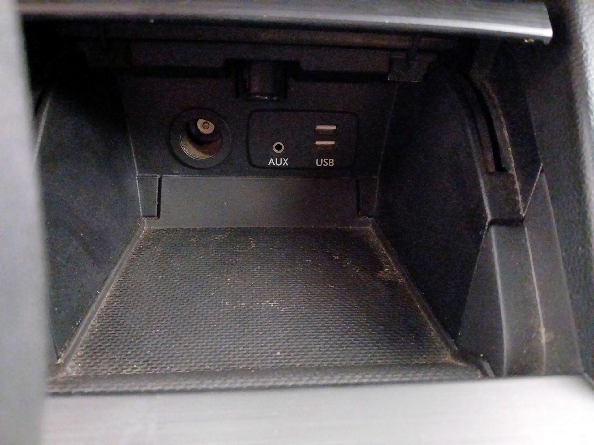 Thumbnail: 2015 Subaru Outback - 18