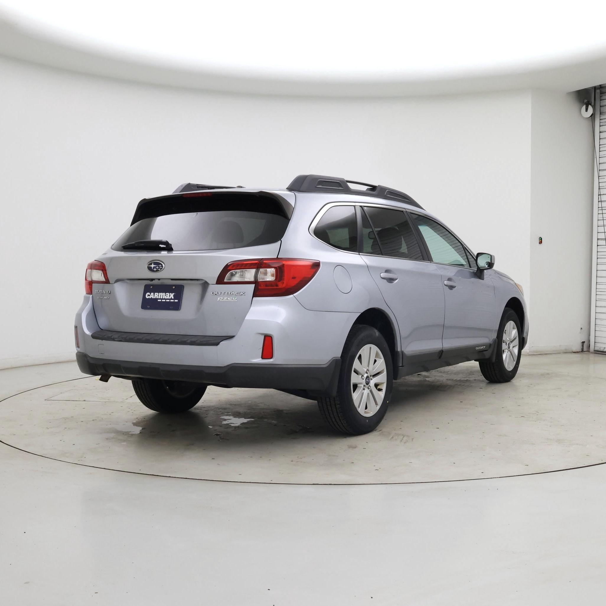 Thumbnail: 2015 Subaru Outback - 8