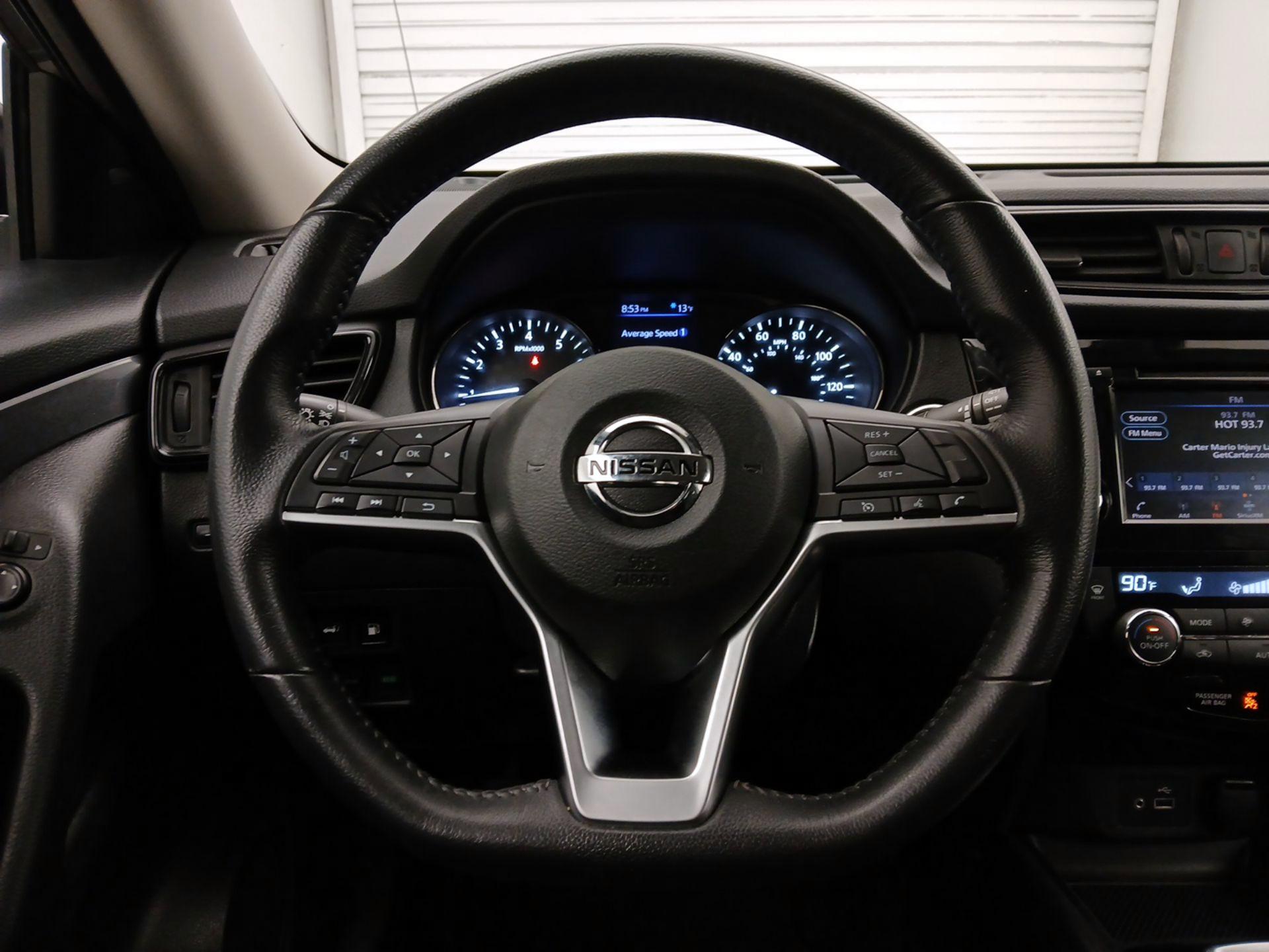 Thumbnail: 2019 Nissan Rogue - 10