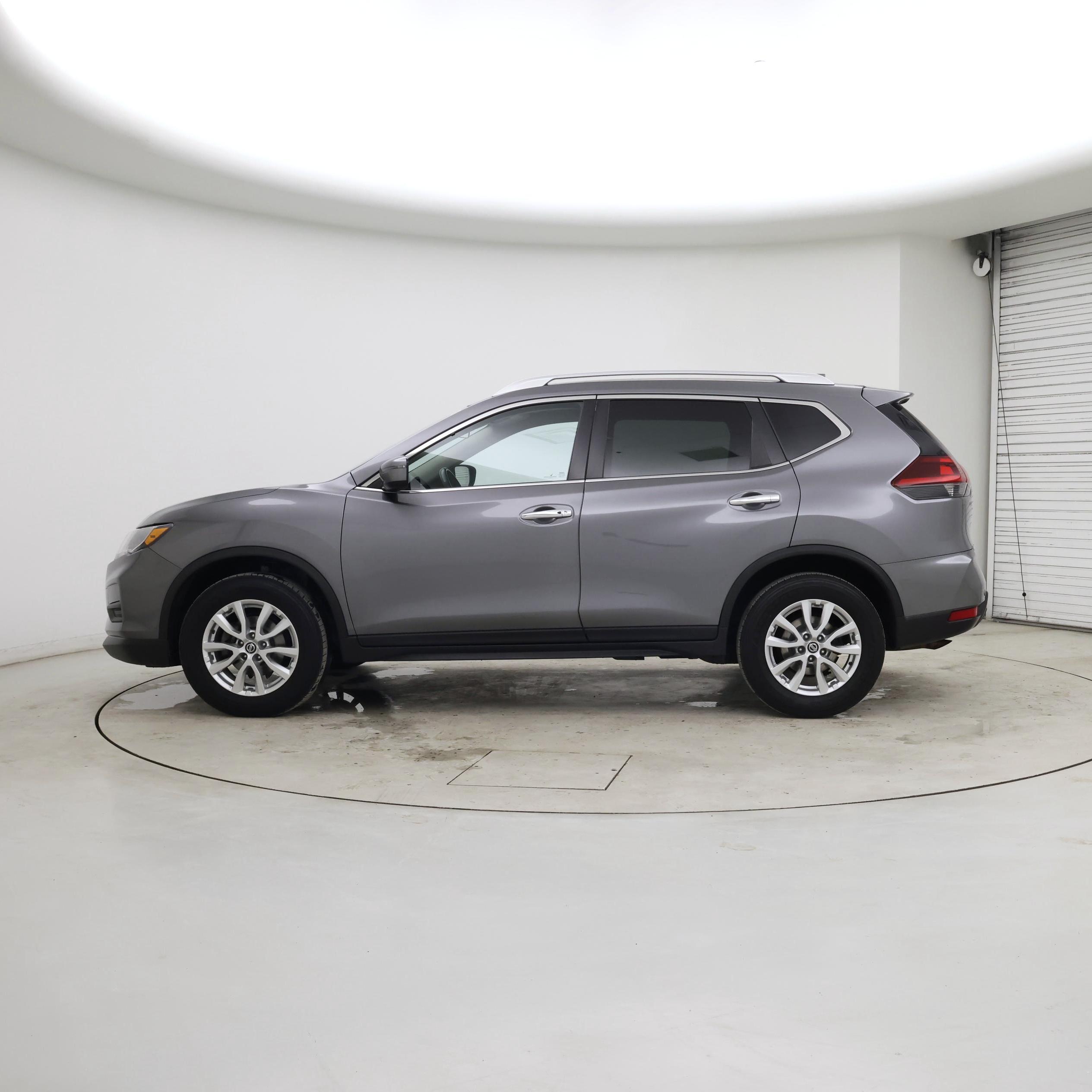 Thumbnail: 2019 Nissan Rogue - 3