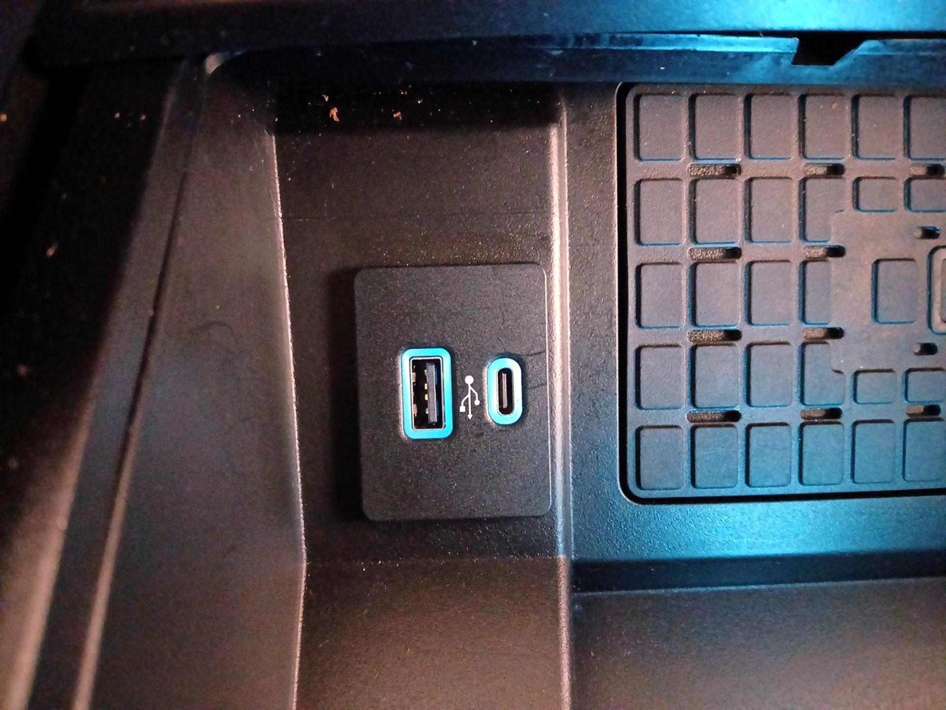 Thumbnail: 2022 Ford Expedition - 19